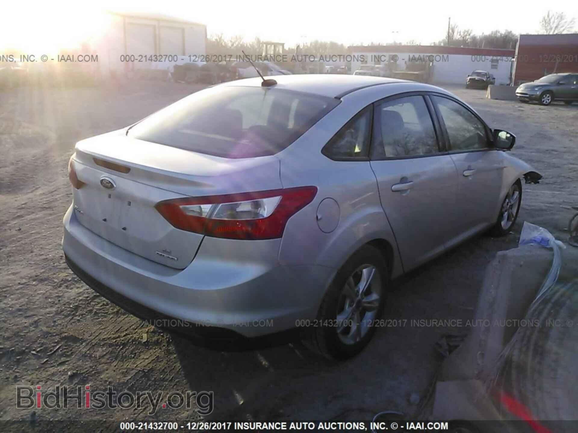 2014 Ford Focus - VIN: 1FADP3F29EL312787 - Photo 4