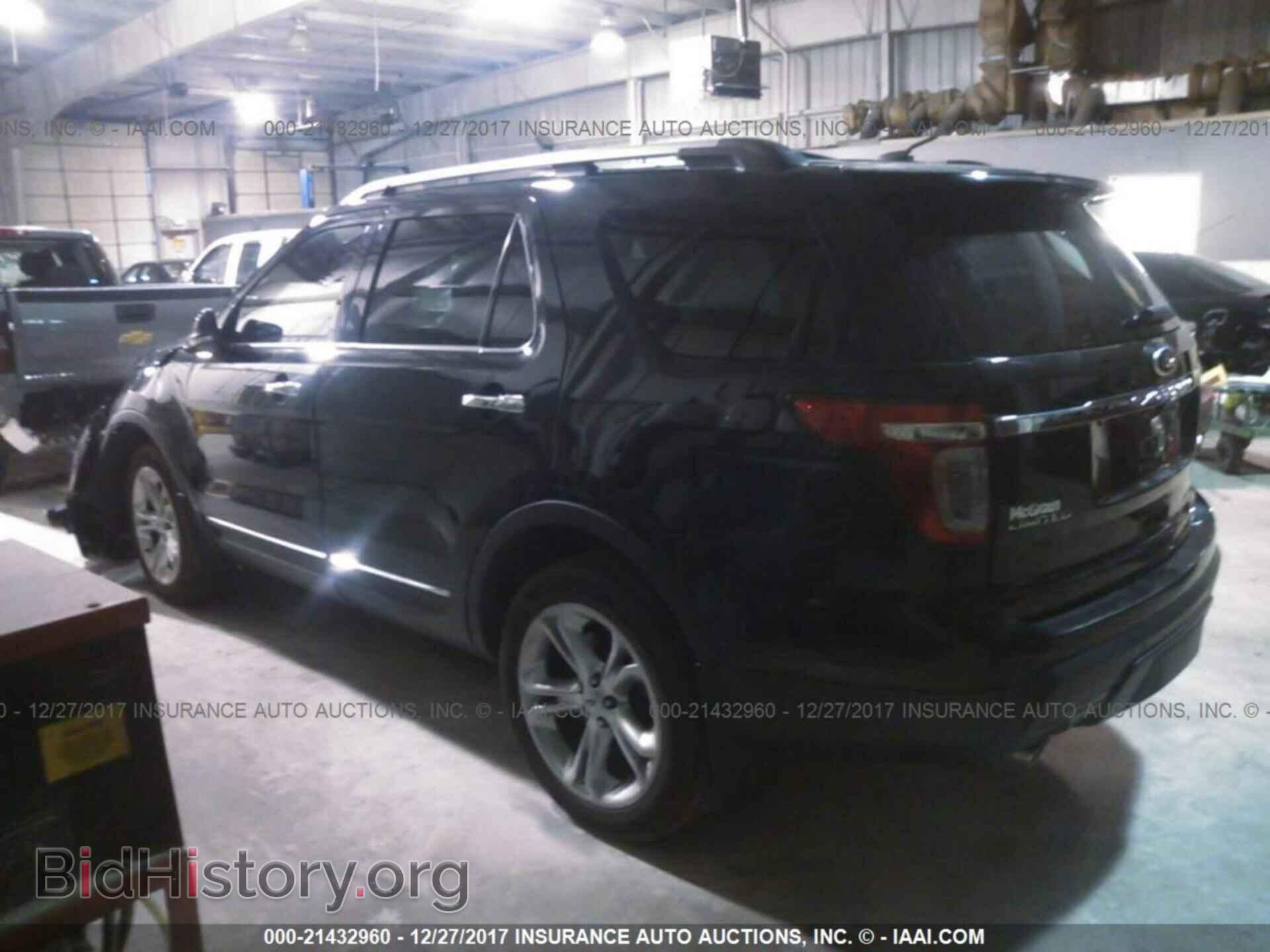 2014 Ford Explorer - VIN: 1FM5K8F83EGC09450 - Фото 3