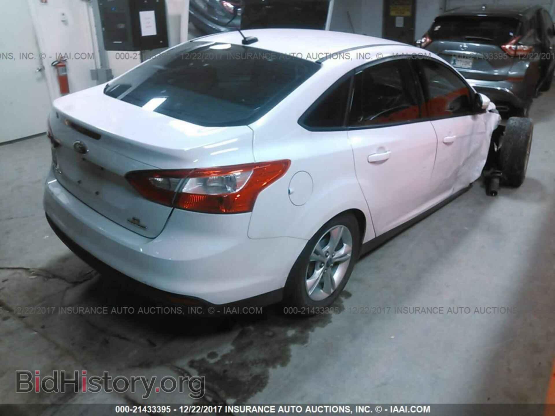 2013 Ford Focus - VIN: 1FADP3F20DL247794 - Photo 4