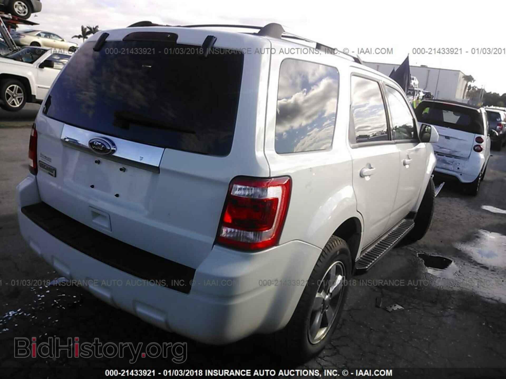 2011 Ford Escape - VIN: 1FMCU0E70BKA53159 - Photo 4