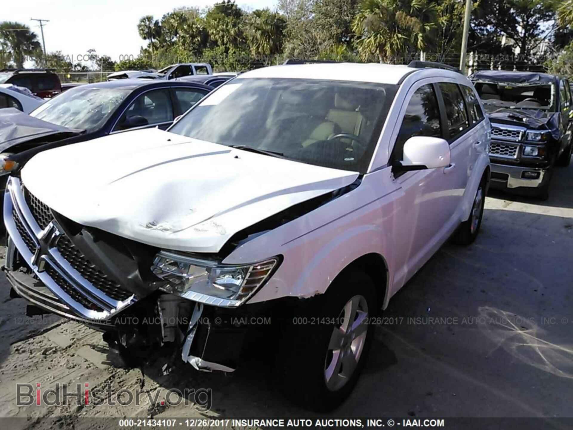 2012 Dodge Journey - VIN: 3C4PDCBB8CT362961 - Фото 2