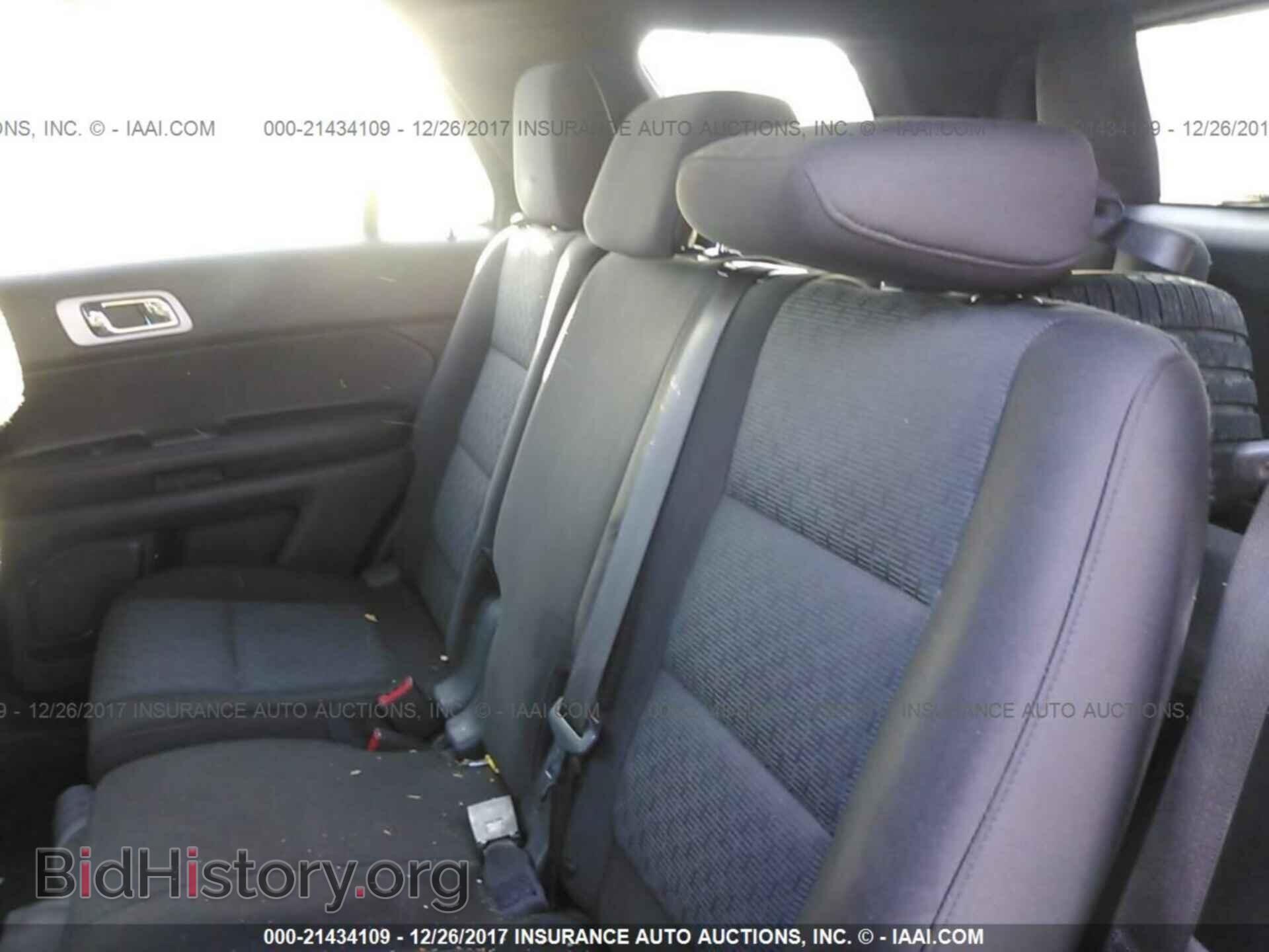 2011 Ford Explorer - VIN: 1FMHK7D82BGA02828 - Photo 8