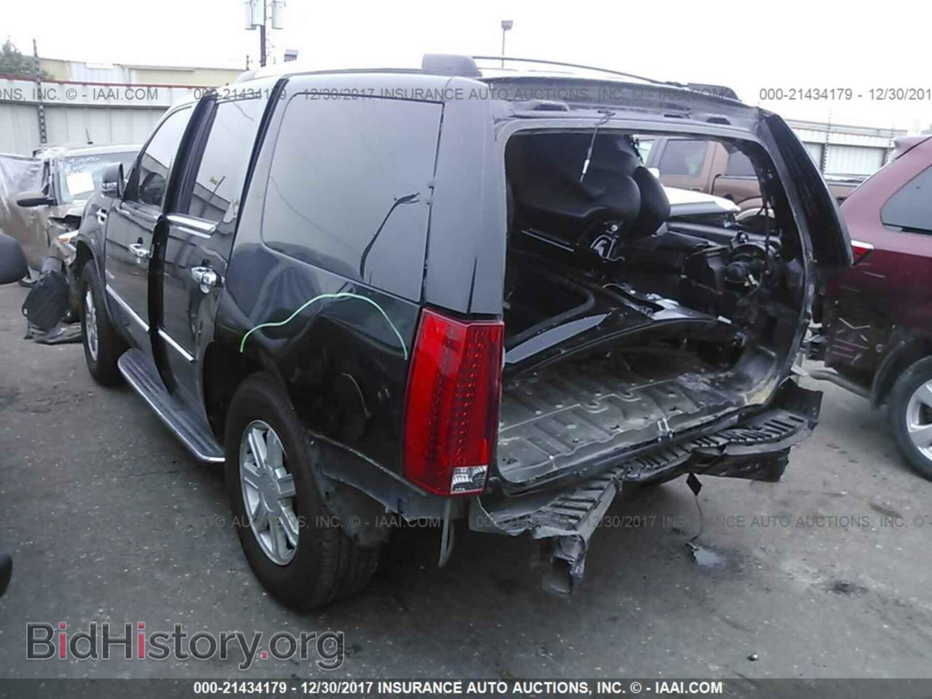 2012 Cadillac Escalade - VIN: 1GYS4AEF2CR296732 - Фото 3