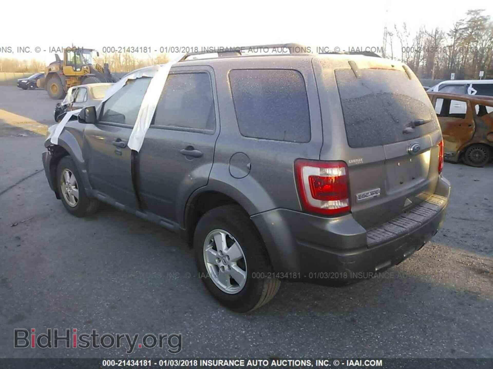 2012 Ford Escape - VIN: 1FMCU0D7XCKA70098 - Фото 3