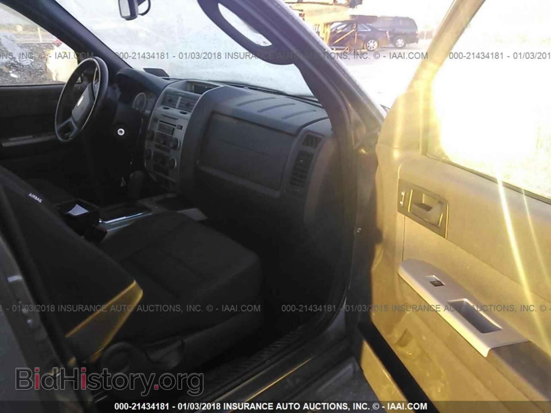 2012 Ford Escape - VIN: 1FMCU0D7XCKA70098 - Фото 5