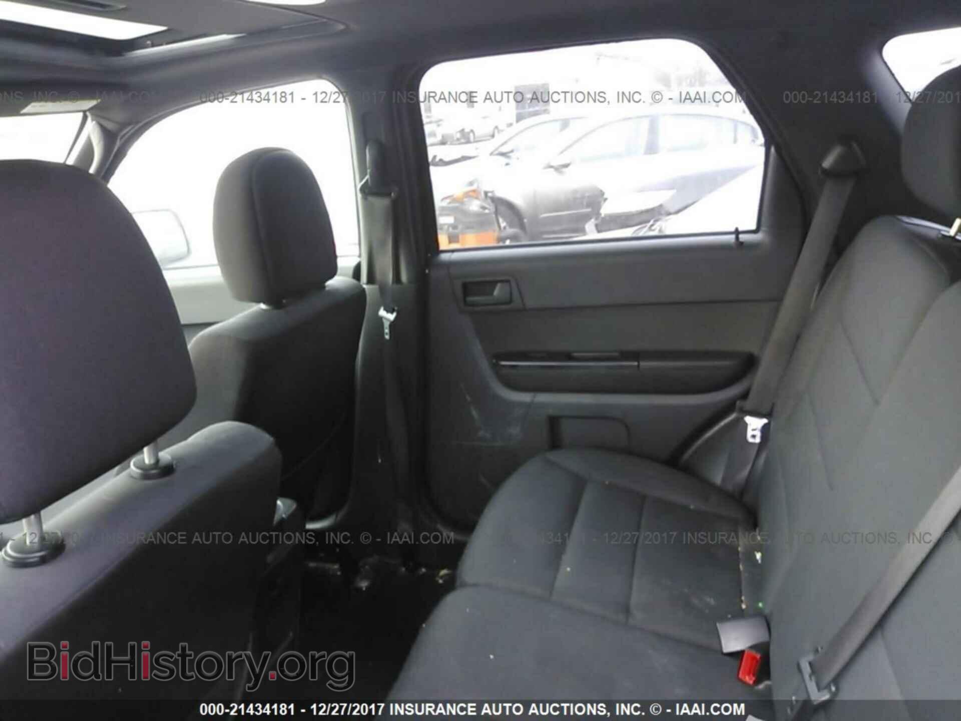 2012 Ford Escape - VIN: 1FMCU0D7XCKA70098 - Фото 8