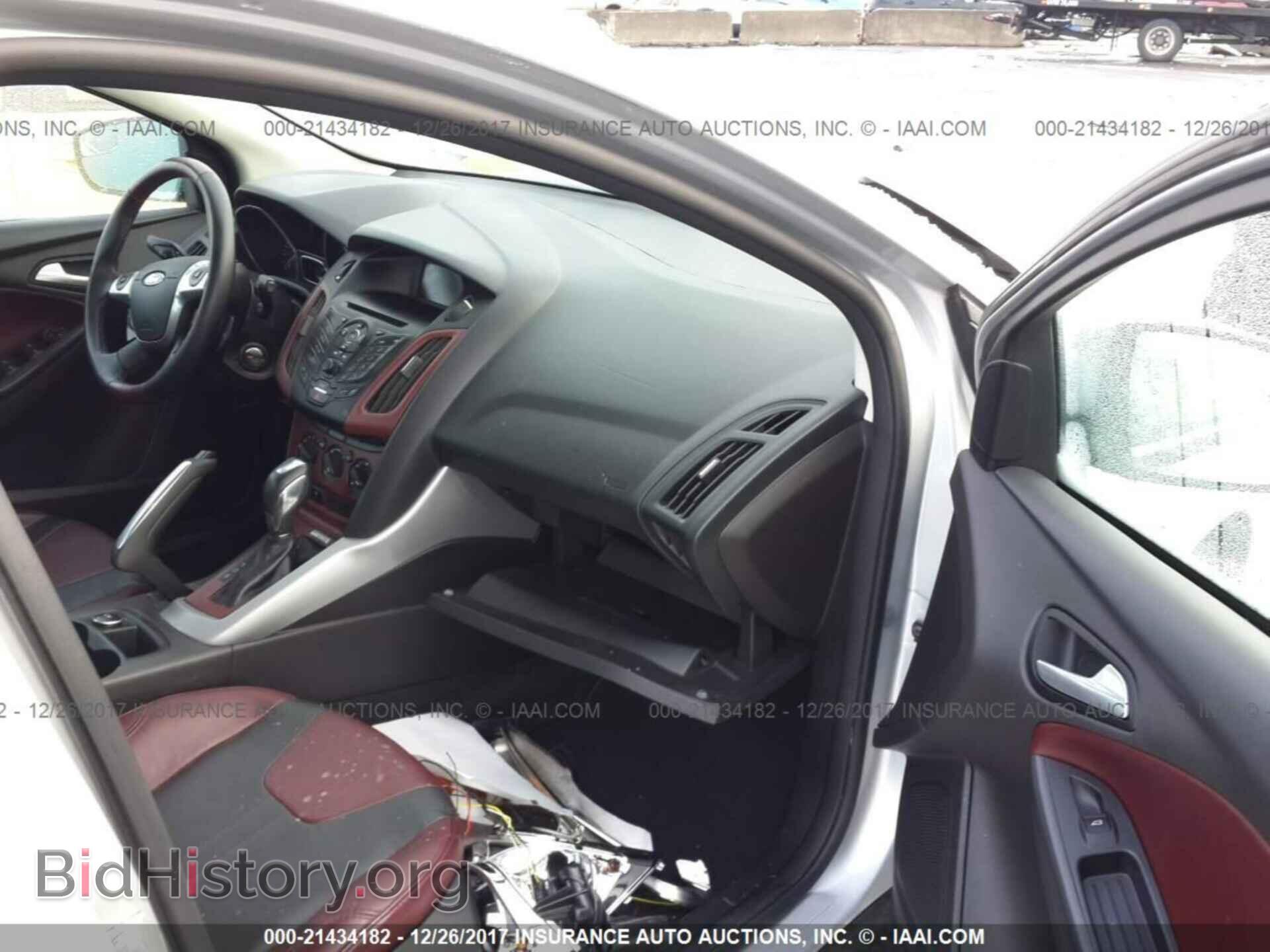 2013 Ford Focus - VIN: 1FADP3K23DL303409 - Фото 5