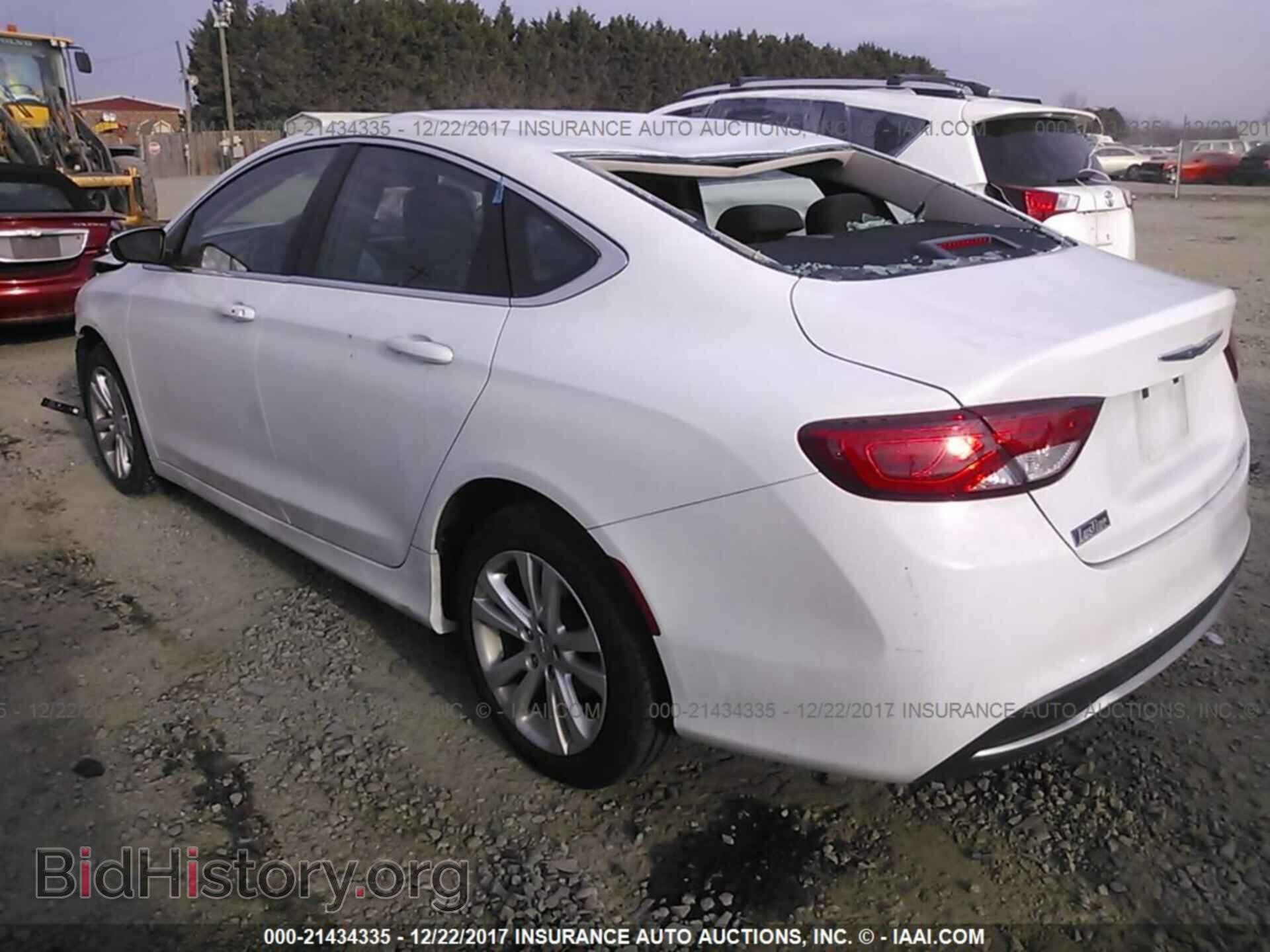2016 Chrysler 200 - VIN: 1C3CCCAB5GN175416 - Photo 3
