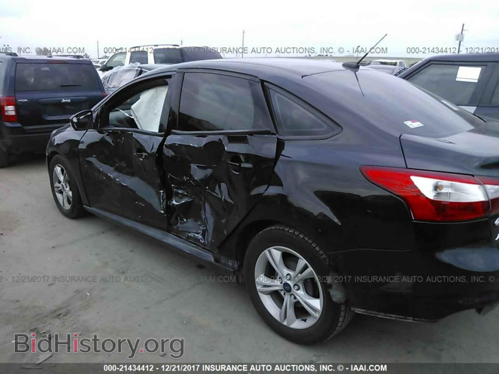 2014 Ford Focus - VIN: 1FADP3F2XEL440200 - Photo 6