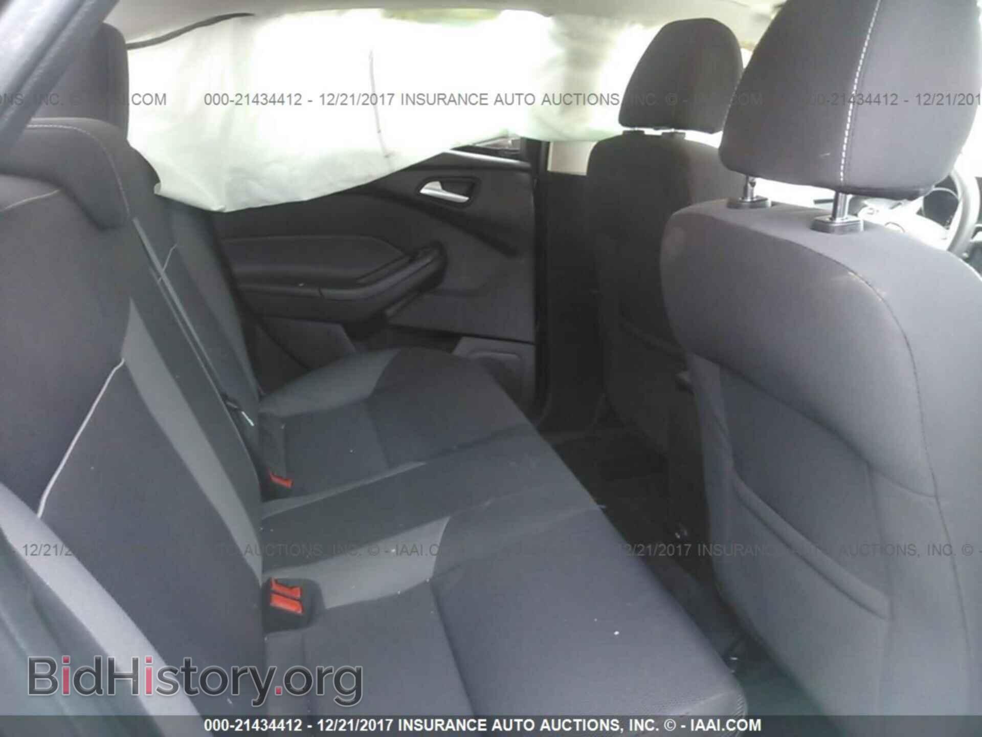 2014 Ford Focus - VIN: 1FADP3F2XEL440200 - Photo 8