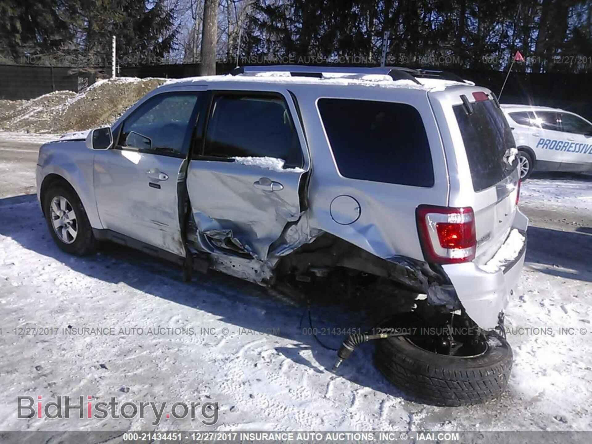 2011 FORD ESCAPE - VIN: 1FMCU9E71BKB69488 - Фото 3