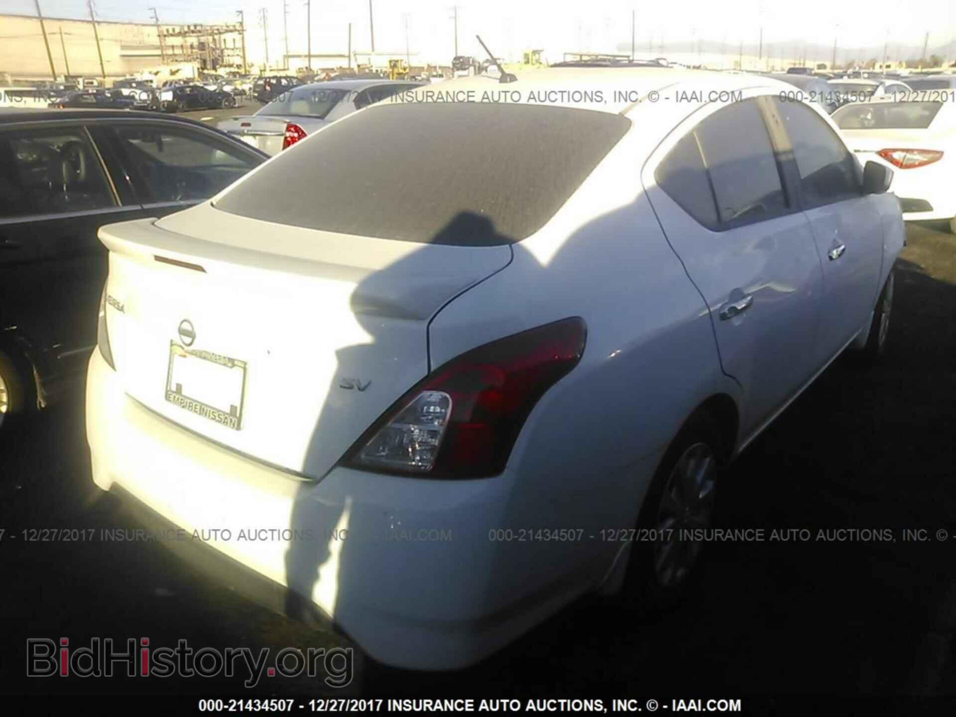 2017 Nissan Versa - VIN: 3N1CN7AP3HL852539 - Фото 4