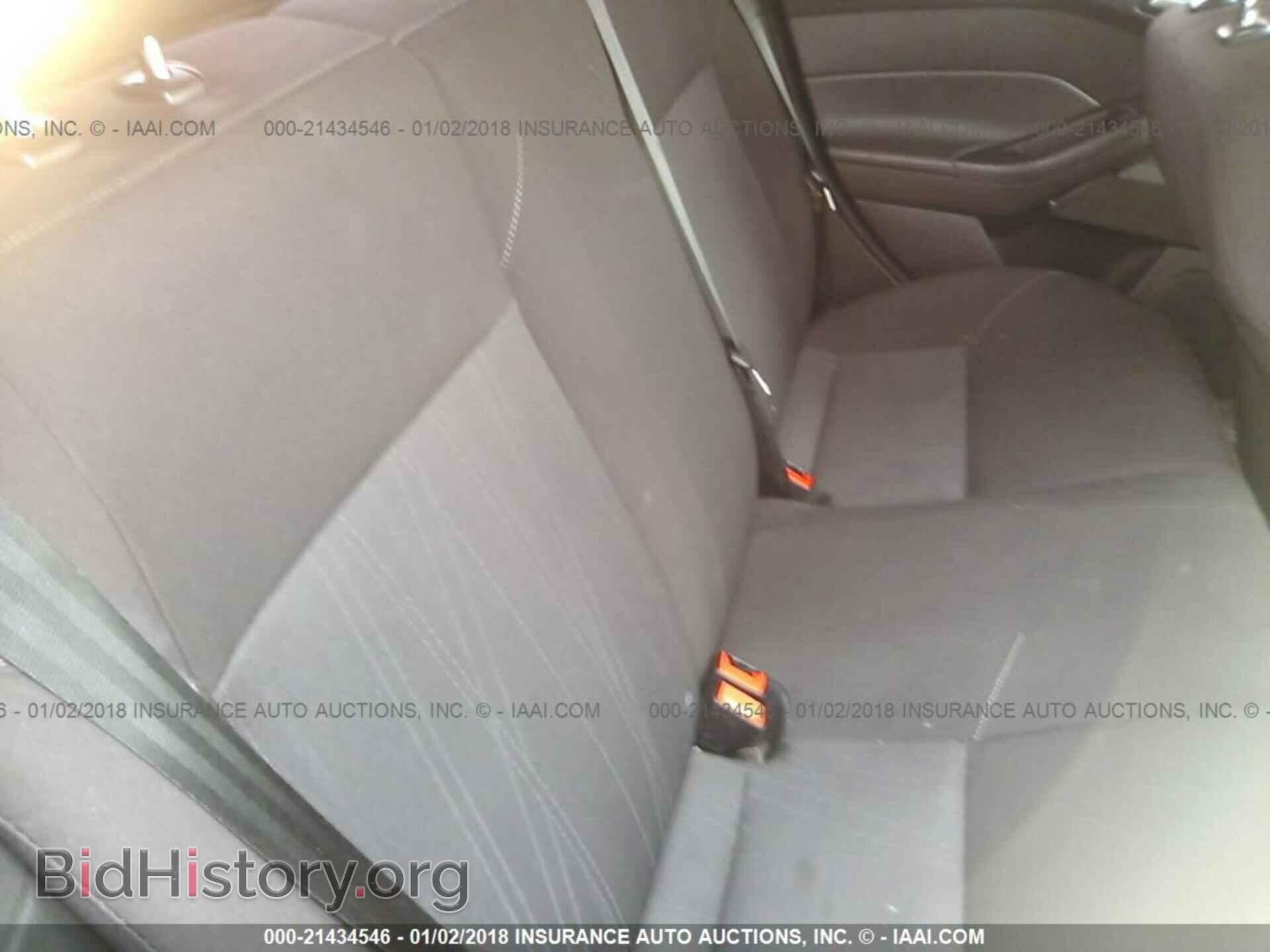 2015 Ford Focus - VIN: 1FADP3F21FL221336 - Photo 8