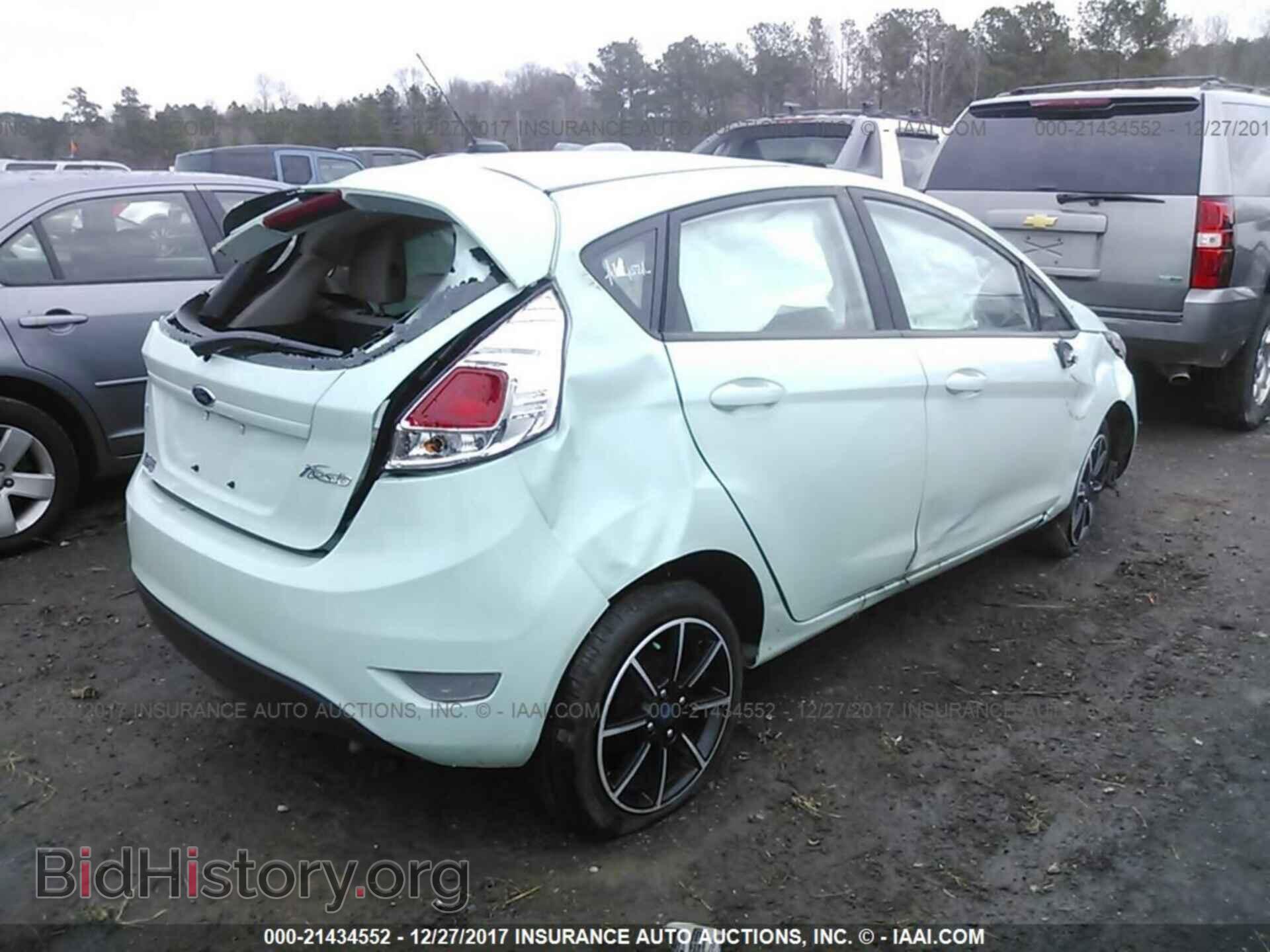 2017 Ford Fiesta - VIN: 3FADP4EJ9HM149706 - Photo 4