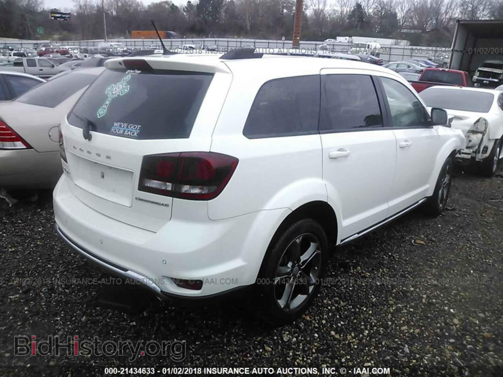 2015 Dodge Journey - VIN: 3C4PDCGG6FT641141 - Photo 4