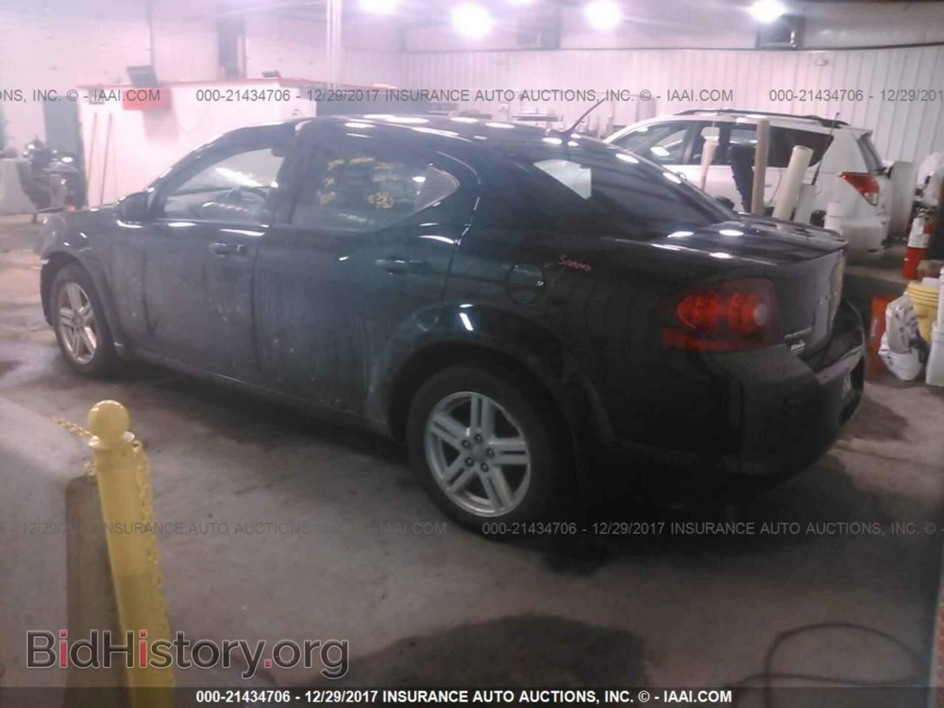 2013 Dodge Avenger - VIN: 1C3CDZCB8DN568402 - Фото 3