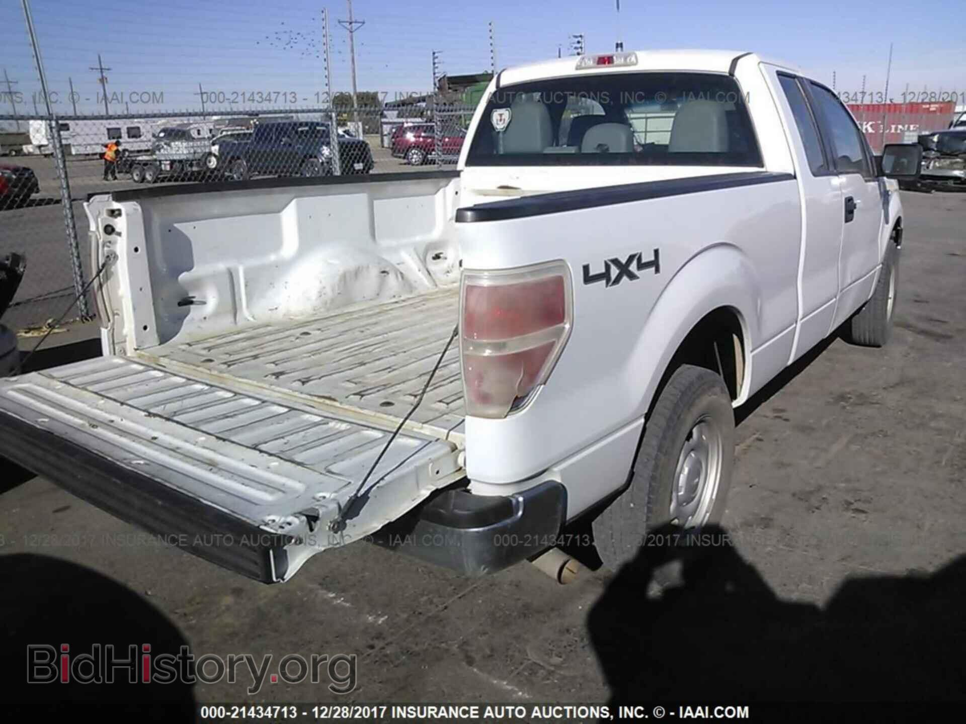 2011 Ford F150 - VIN: 1FTFX1EF1BFC72470 - Photo 4