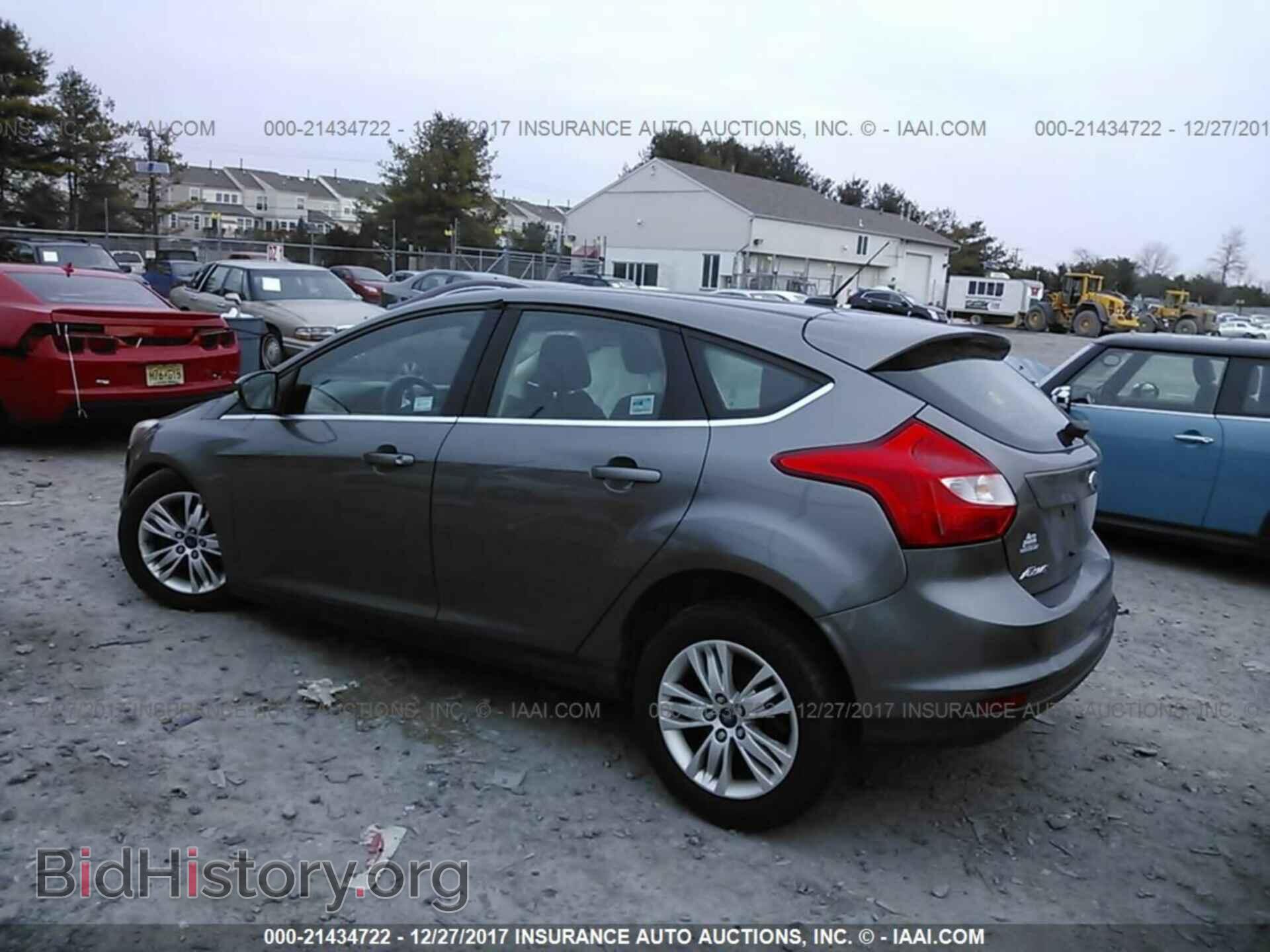 2012 Ford Focus - VIN: 1FAHP3M24CL184783 - Фото 3
