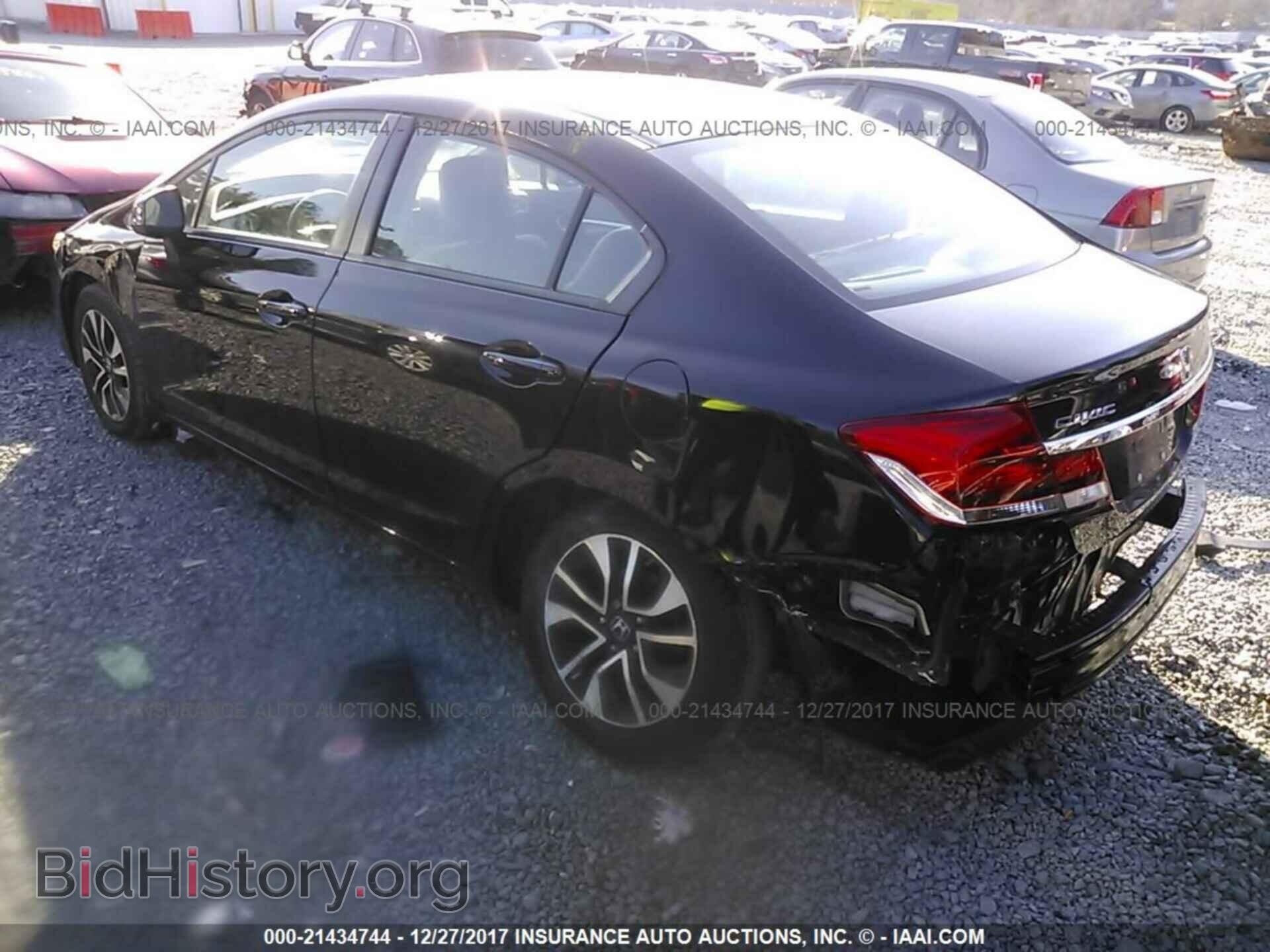 2013 Honda Civic - VIN: 19XFB2F95DE282235 - Фото 3