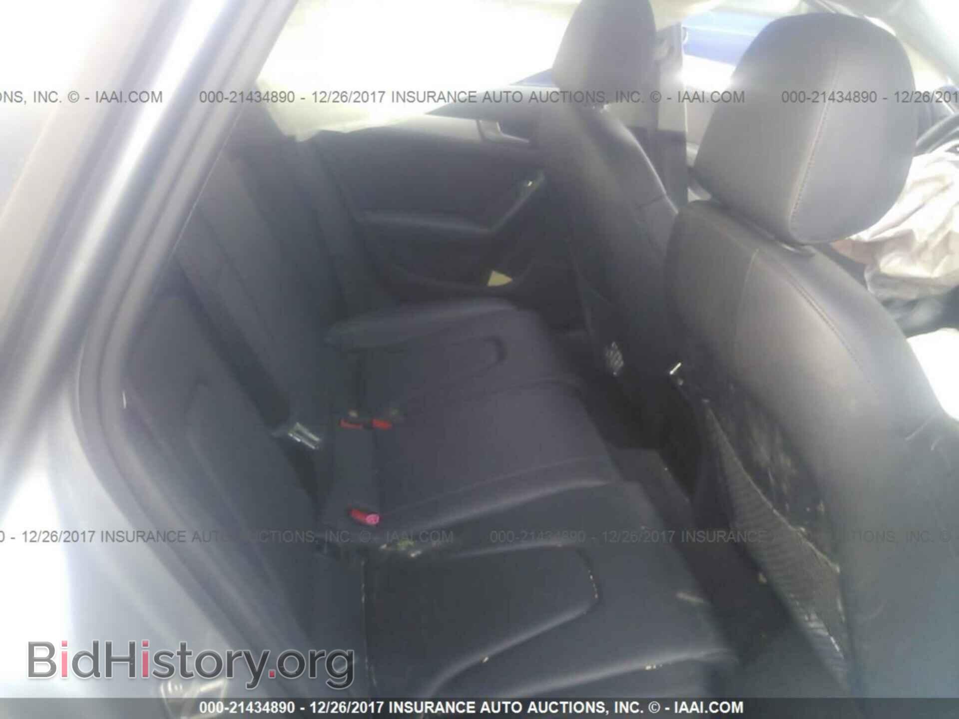 2016 Audi A4 - VIN: WAUAFAFL3GN016438 - Photo 8
