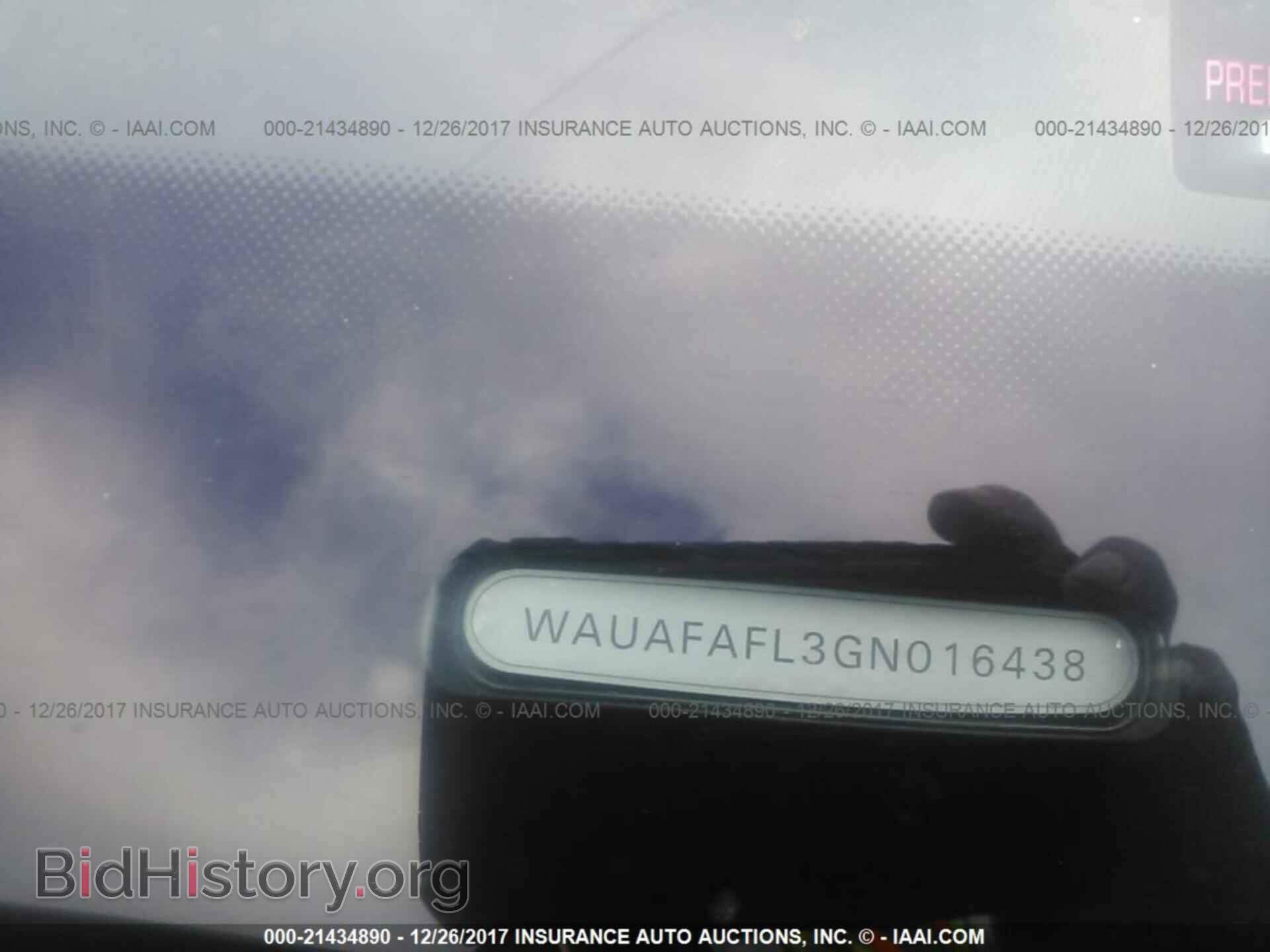 2016 Audi A4 - VIN: WAUAFAFL3GN016438 - Photo 9