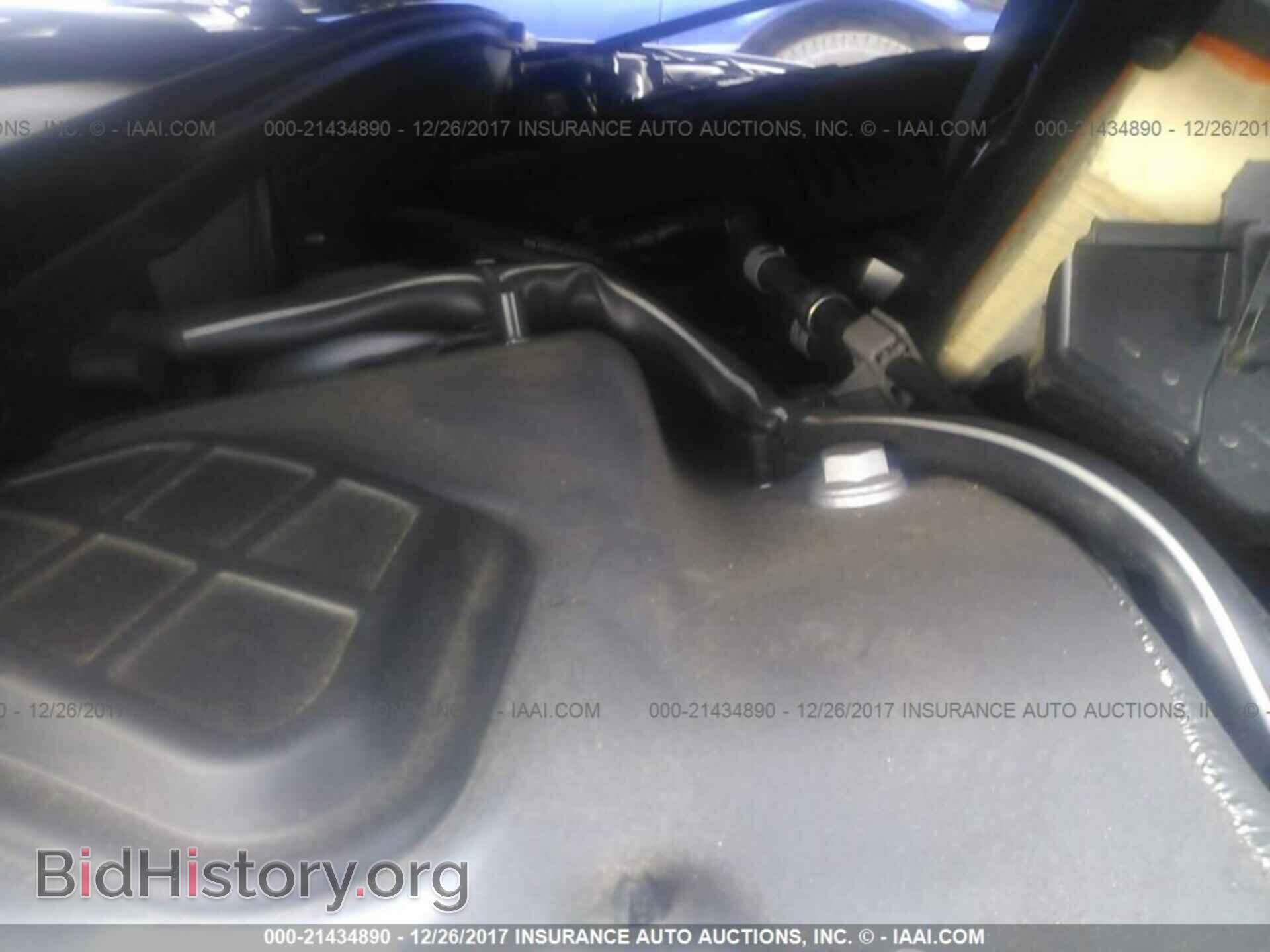 2016 Audi A4 - VIN: WAUAFAFL3GN016438 - Photo 10