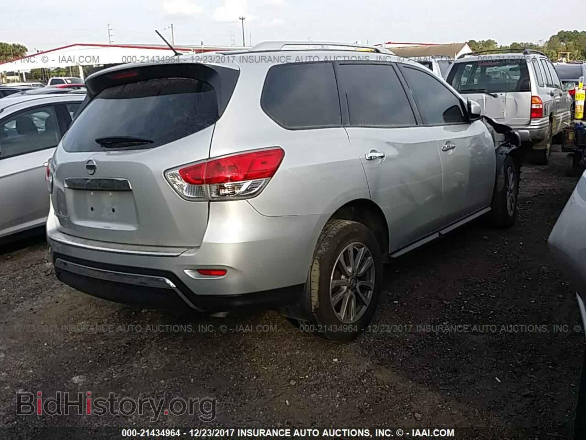 2016 Nissan Pathfinder - VIN: 5N1AR2MN7GC604502 - Фото 4