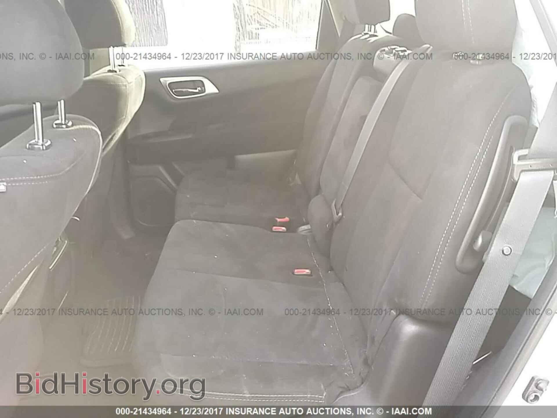 2016 Nissan Pathfinder - VIN: 5N1AR2MN7GC604502 - Фото 8