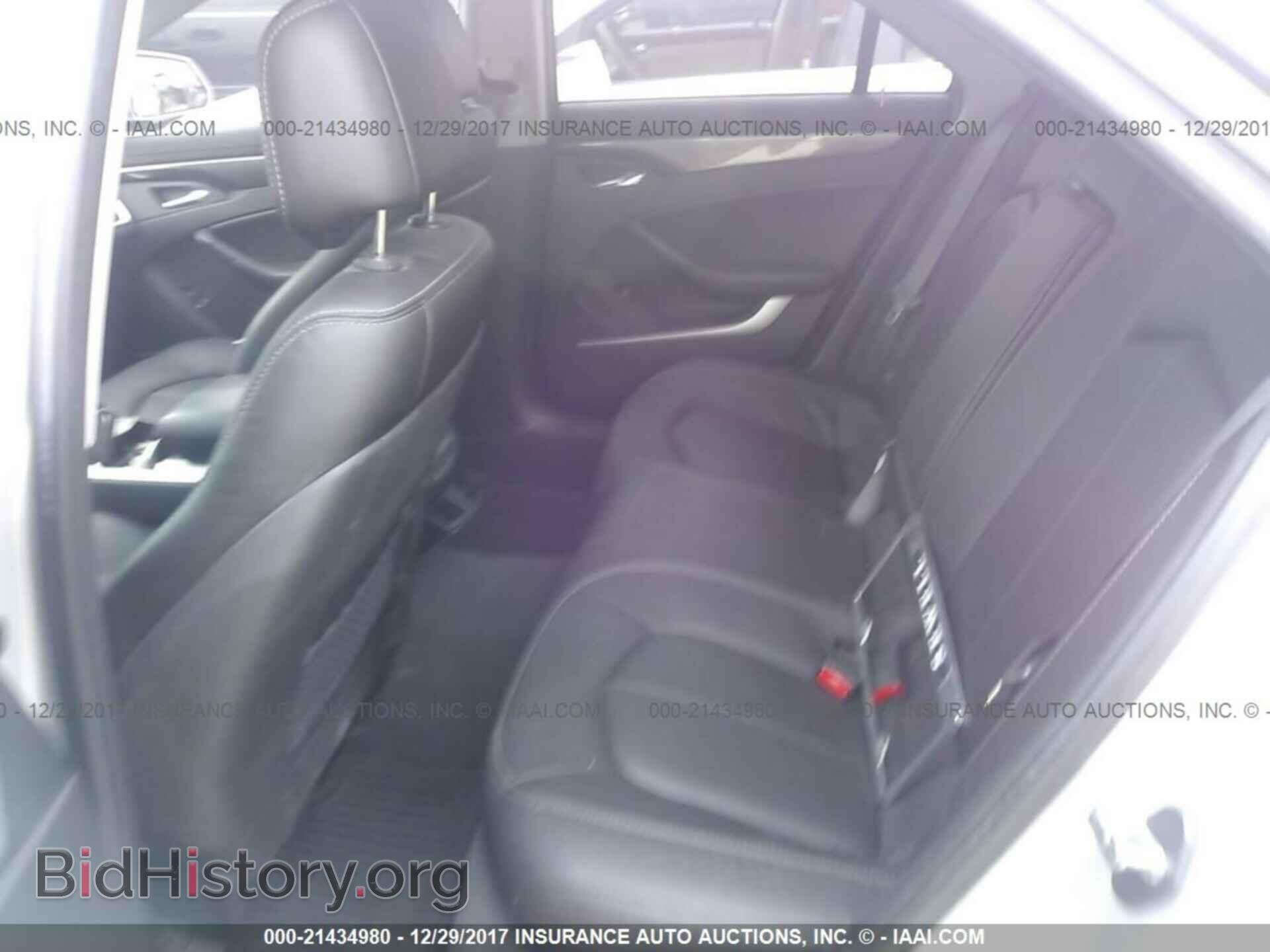 2012 Cadillac Cts - VIN: 1G6DC5E58C0110425 - Photo 8