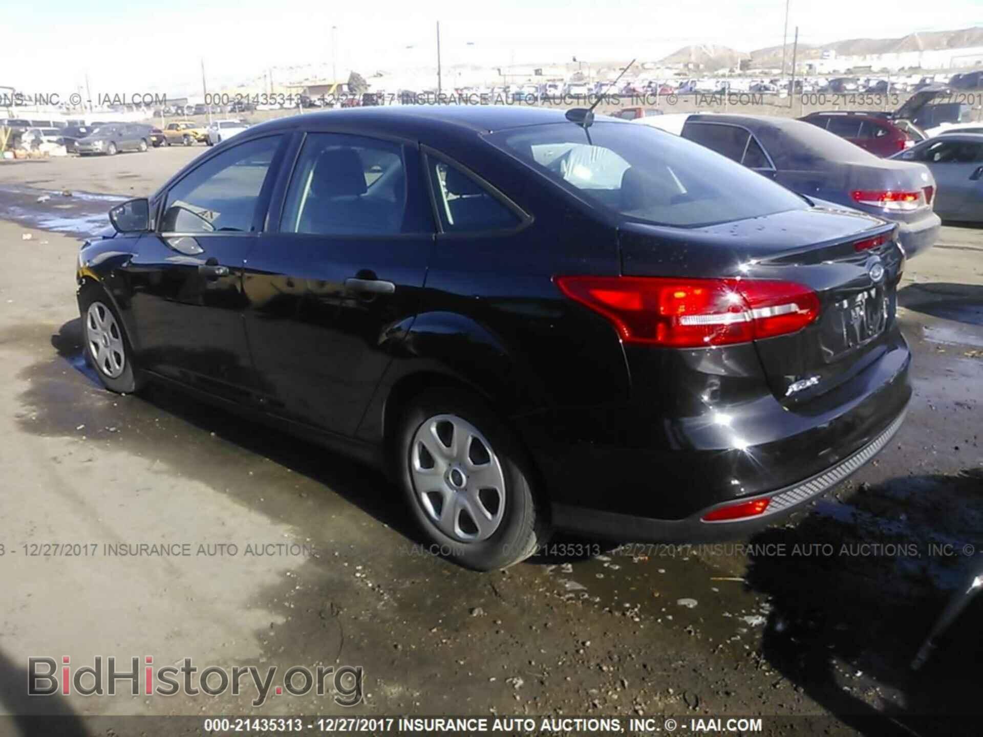 2015 Ford Focus - VIN: 1FADP3E27FL294485 - Фото 3