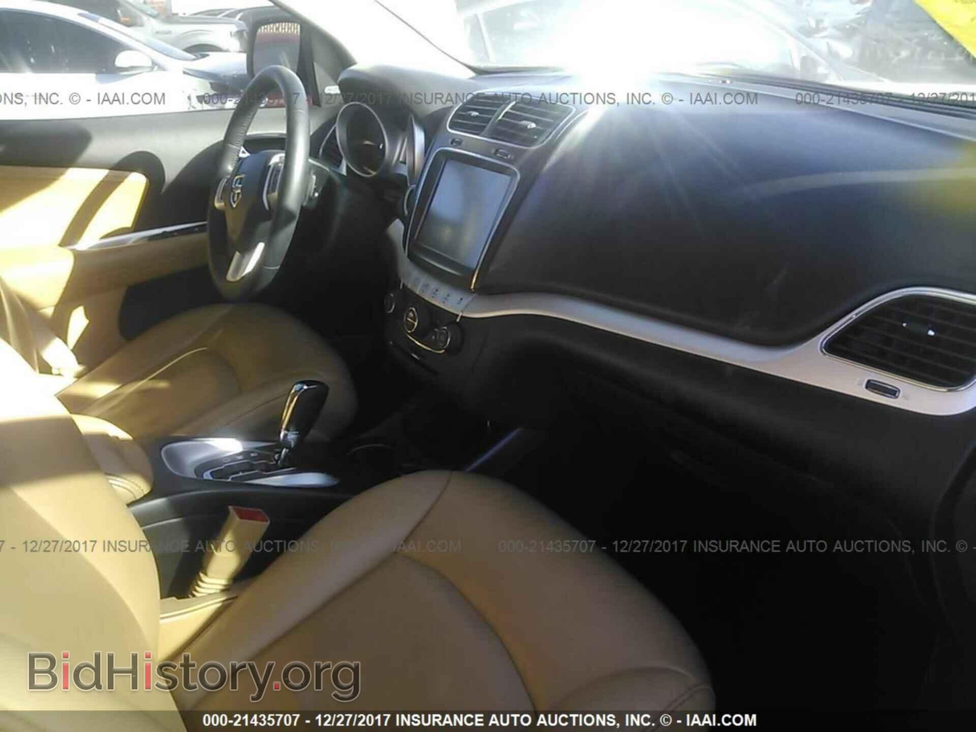 2015 Dodge Journey - VIN: 3C4PDCBG1FT744488 - Photo 5