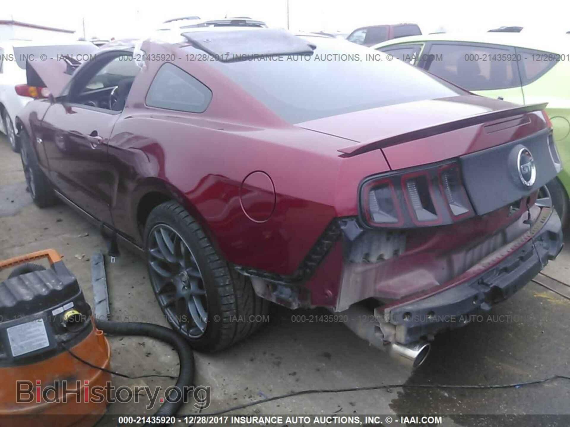 2014 Ford Mustang - VIN: 1ZVBP8CF6E5256847 - Фото 3