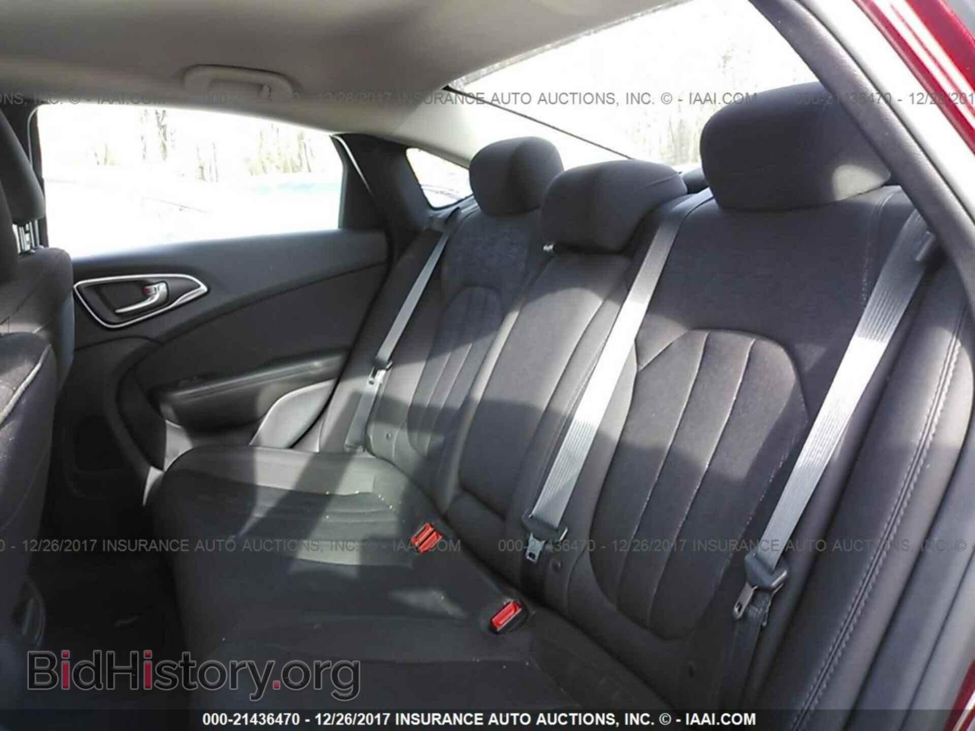2015 Chrysler 200 - VIN: 1C3CCCAB2FN756693 - Photo 8