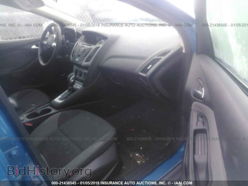 2012 Ford FOCUS (VIN 1FAHP3K21CL243047) — фото 5 из 10