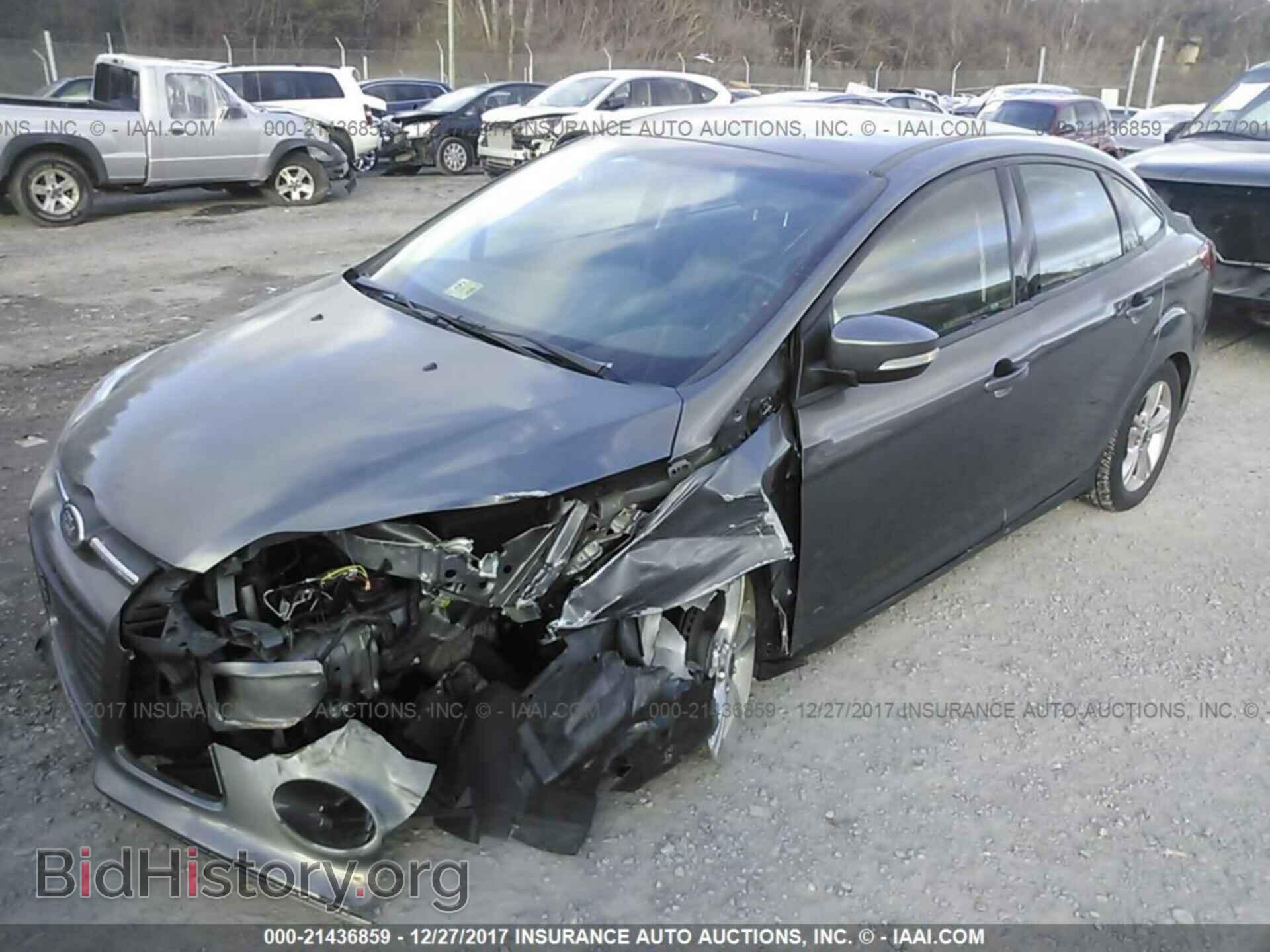 2014 Ford Focus - VIN: 1FADP3F25EL390757 - Photo 2