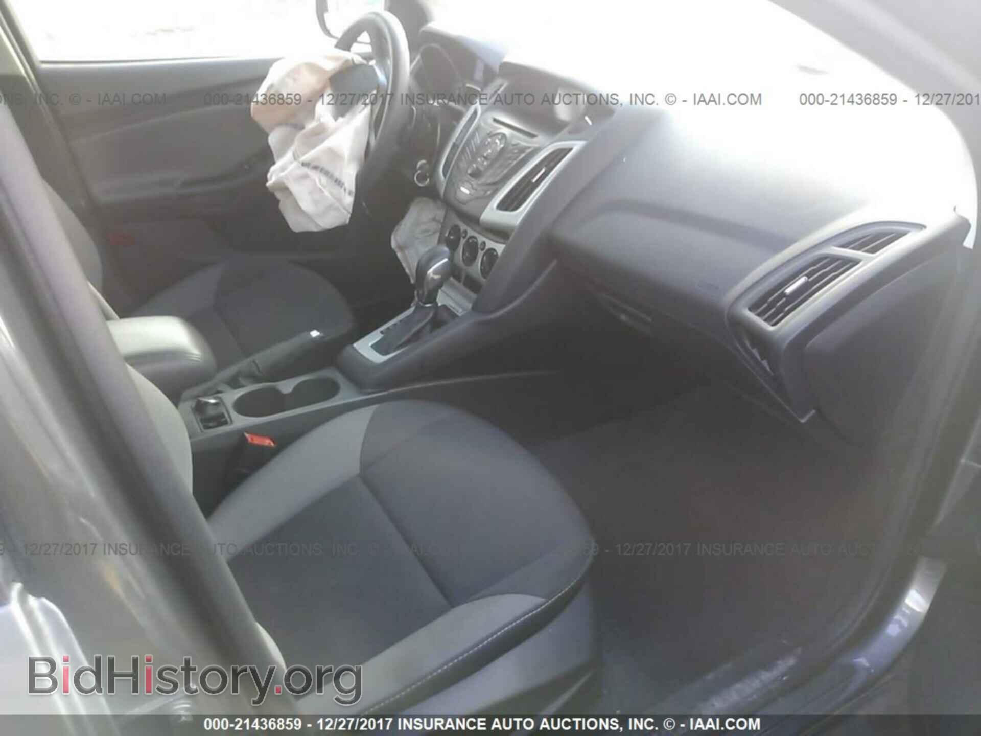 2014 Ford Focus - VIN: 1FADP3F25EL390757 - Photo 5