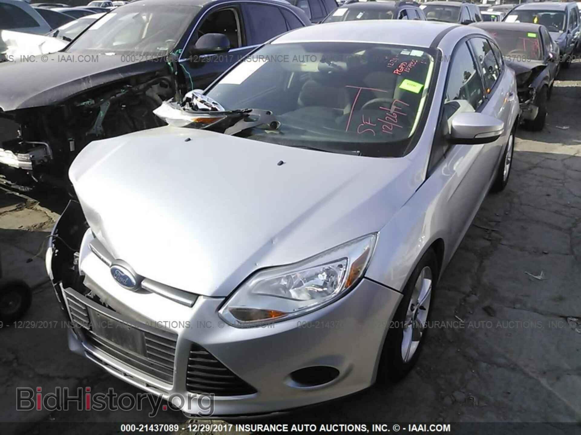 2013 Ford Focus - VIN: 1FADP3K22DL363424 - Photo 2
