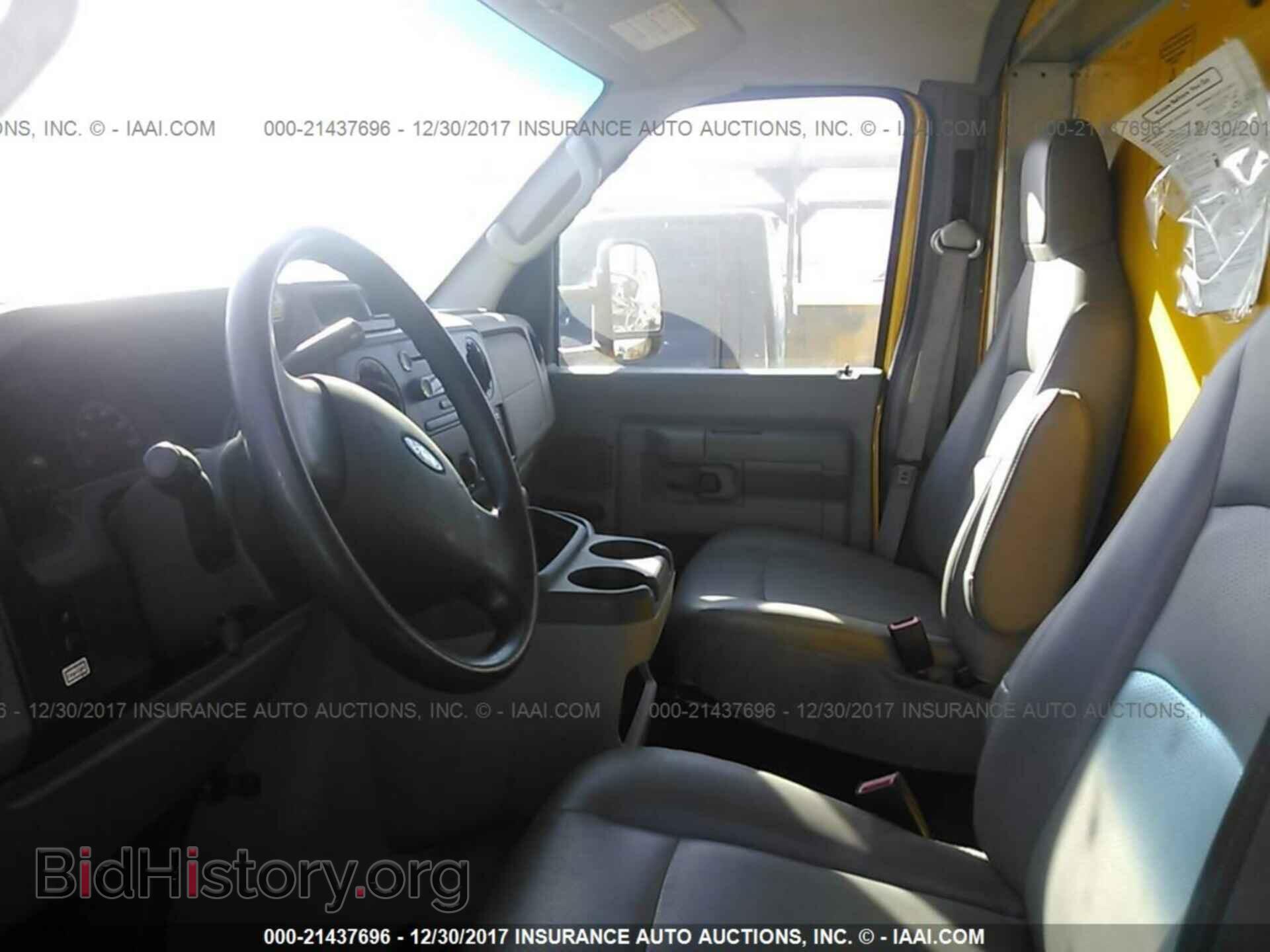 2014 Ford Econoline - VIN: 1FDWE3FS9EDA53006 - Фото 5