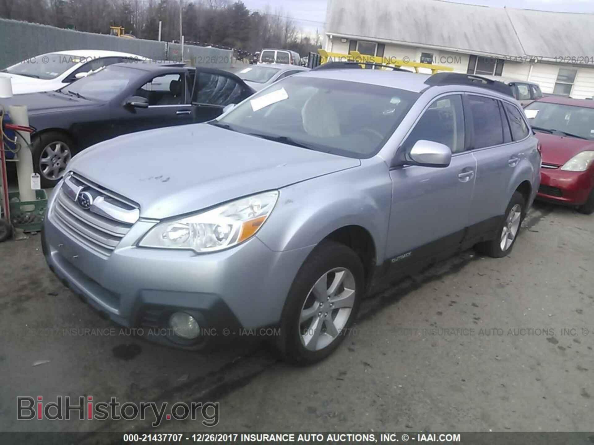 2013 Subaru Outback - VIN: 4S4BRBCC4D3203473 - Фото 2