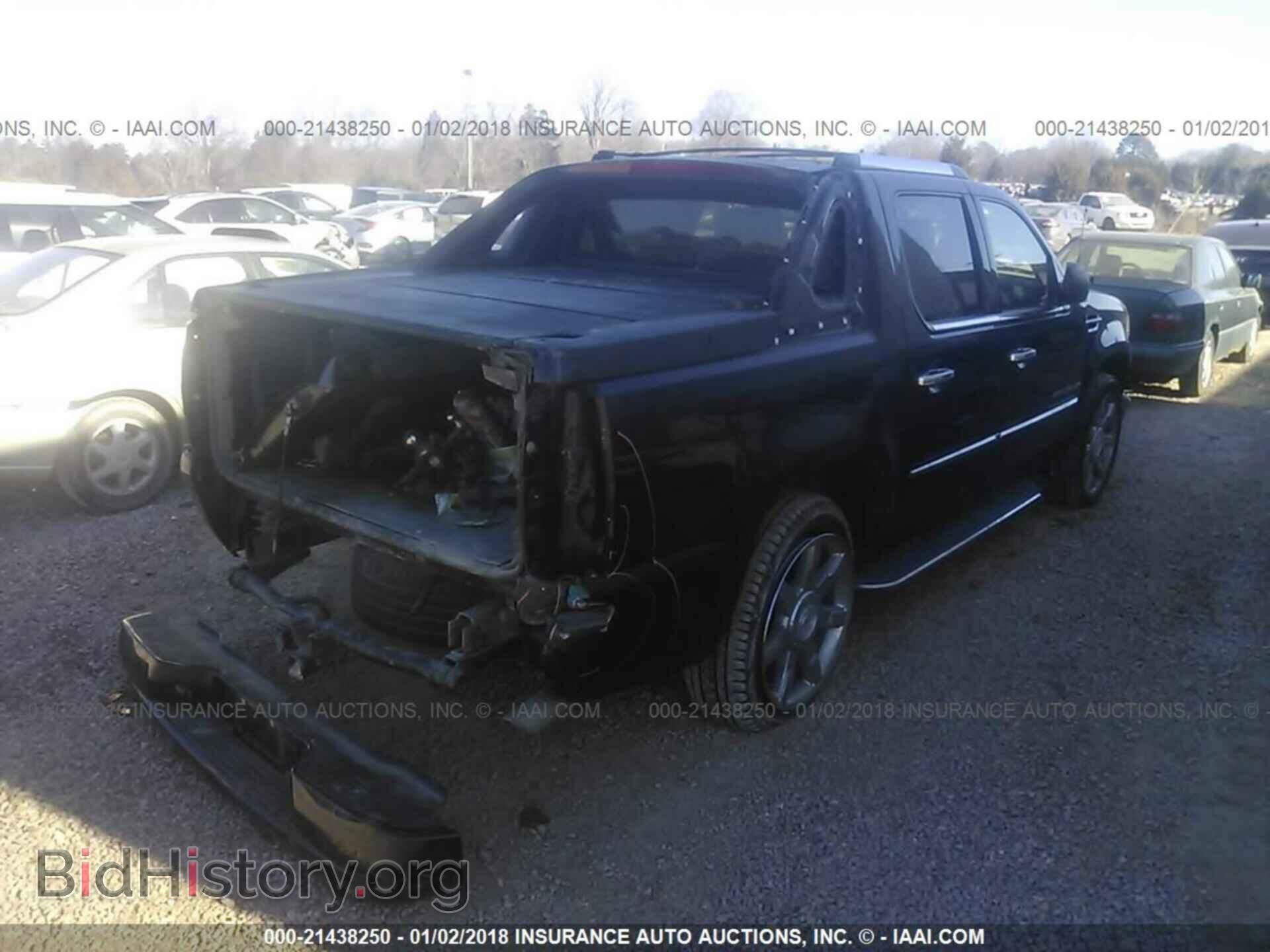 2011 Cadillac Escalade - VIN: 3GYT4MEF5BG123789 - Фото 4