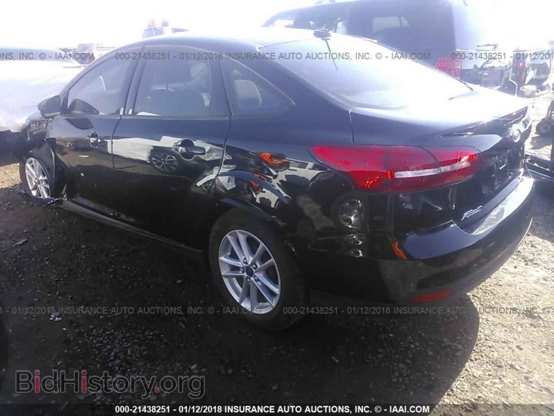 2016 Ford Focus - VIN: 1FADP3F29GL254408 - Фото 3
