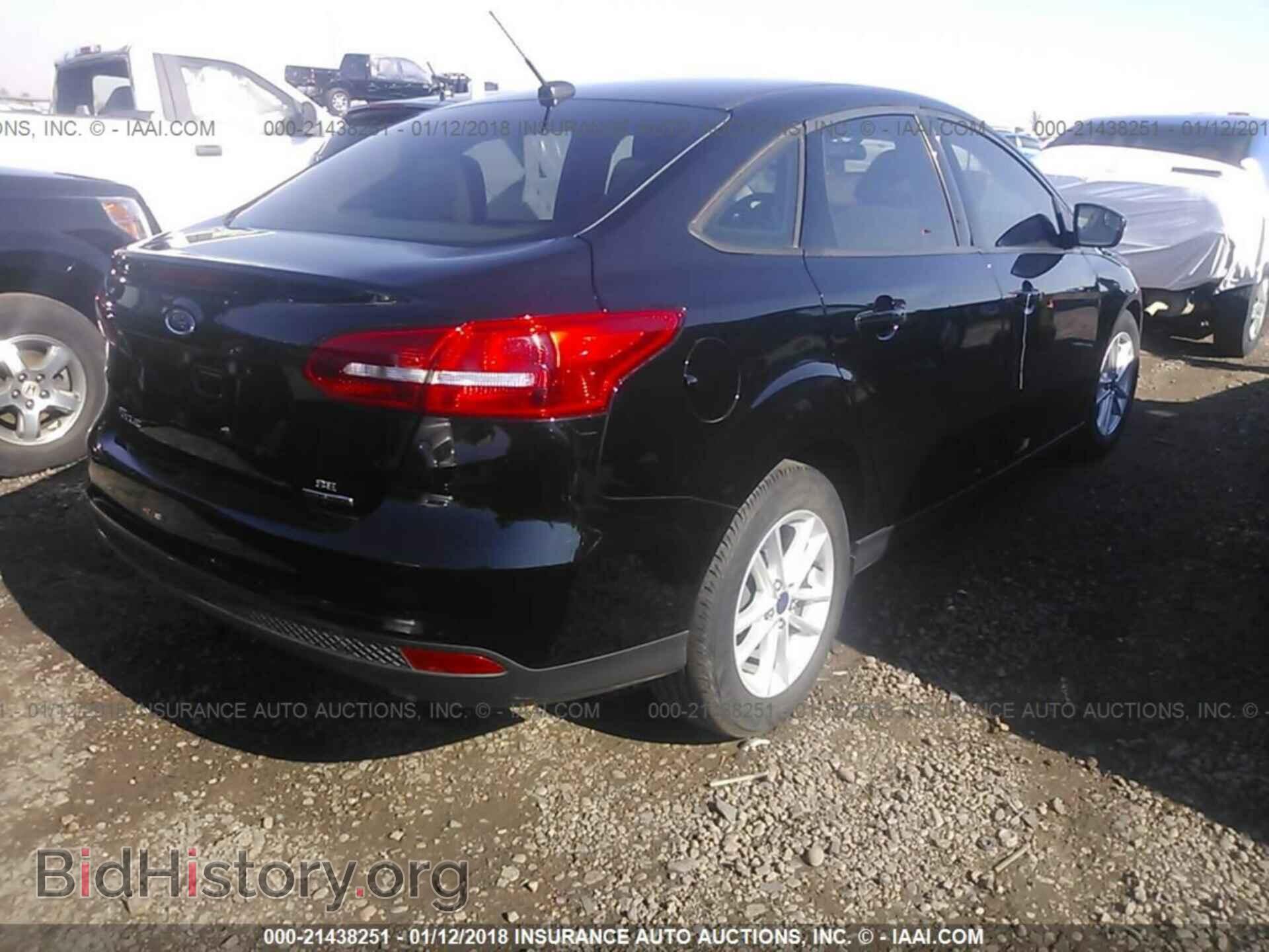 2016 Ford Focus - VIN: 1FADP3F29GL254408 - Фото 4