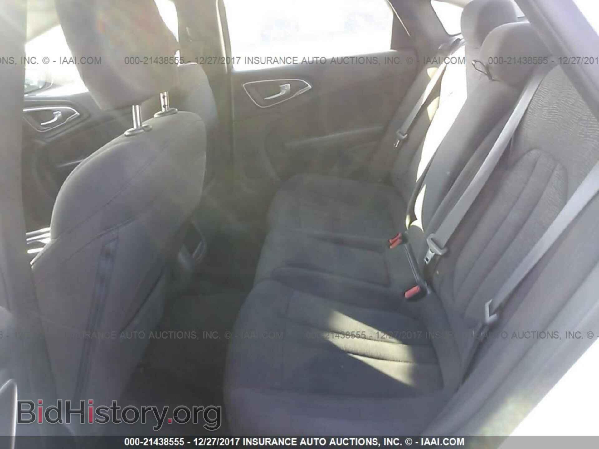 2015 Chrysler 200 - VIN: 1C3CCCAB1FN684949 - Photo 8