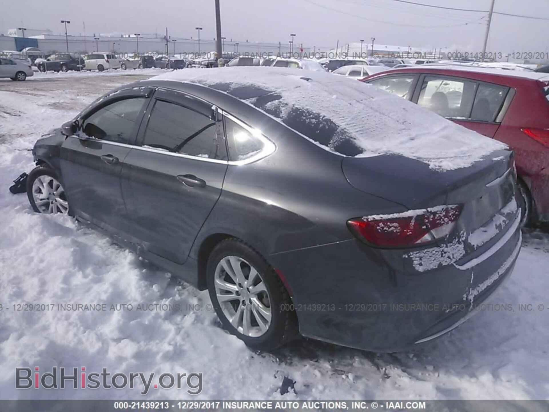 2015 Chrysler 200 - VIN: 1C3CCCAB2FN594628 - Photo 3