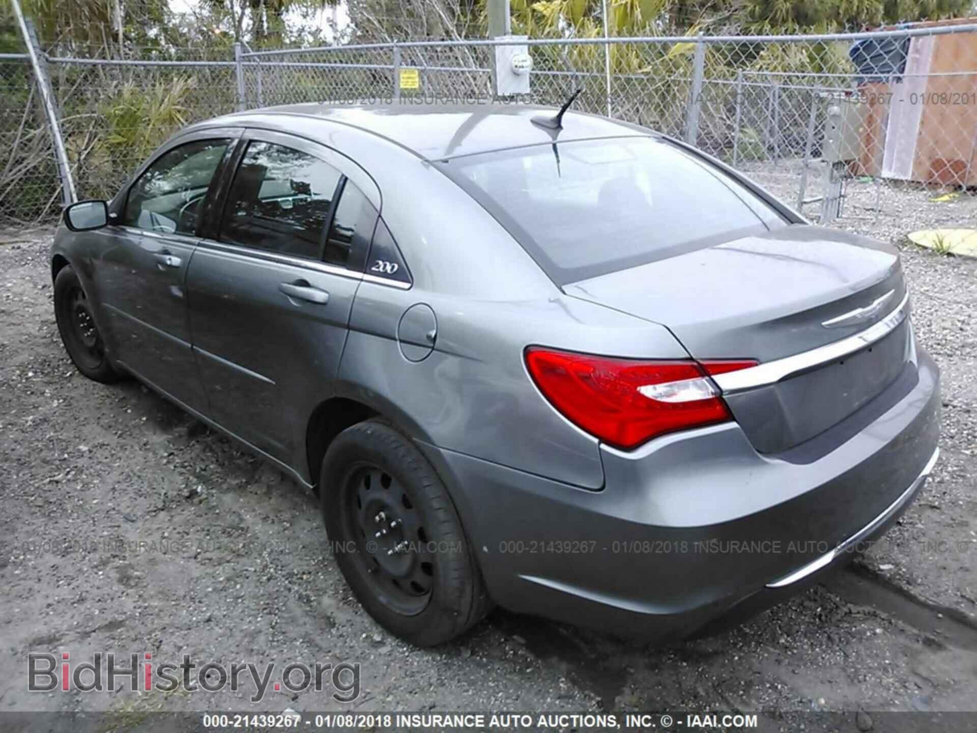 2012 Chrysler 200 - VIN: 1C3CCBAB1CN208531 - Фото 3