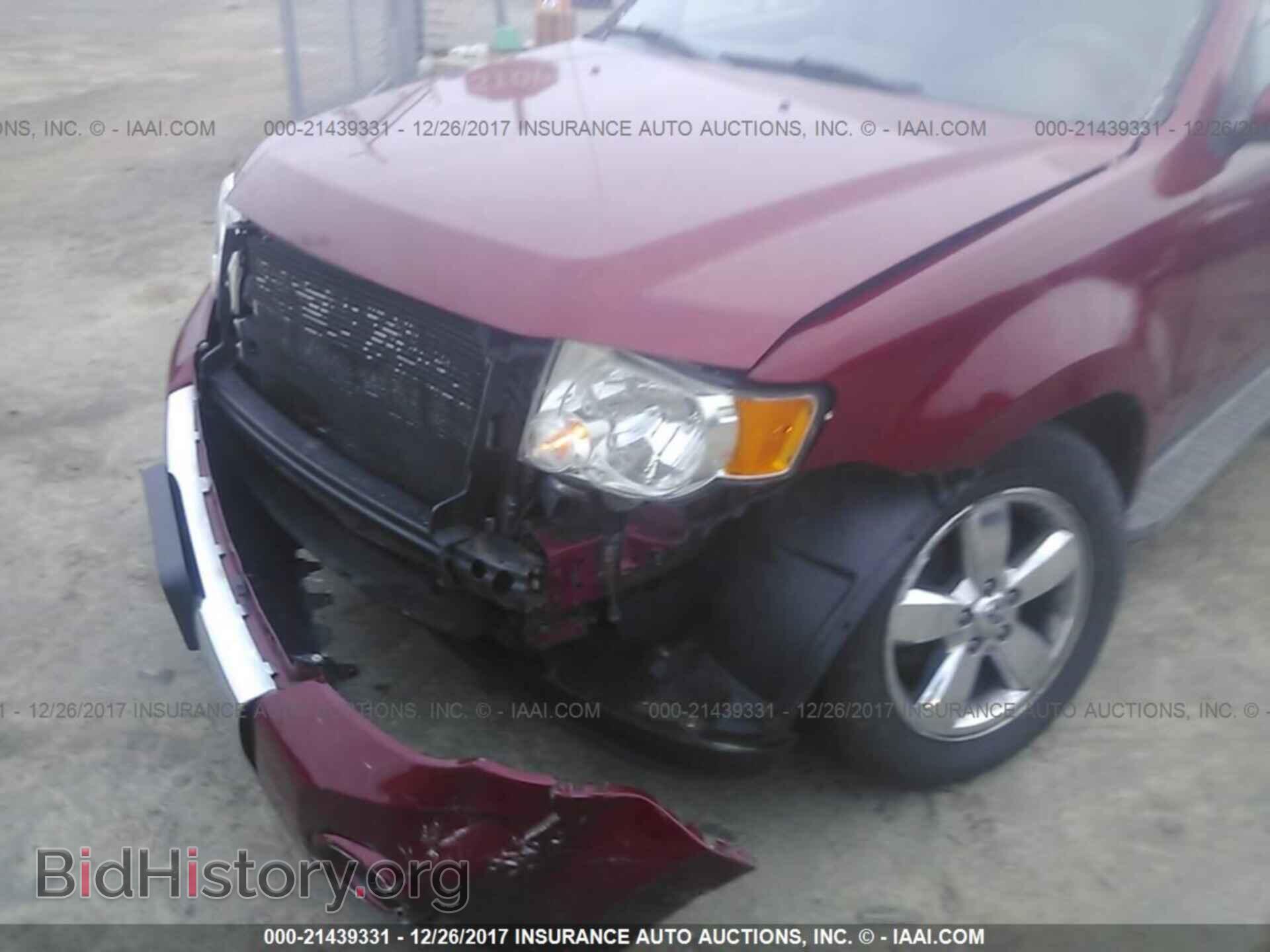 2011 Ford Escape - VIN: 1FMCU9EG6BKB28774 - Photo 6