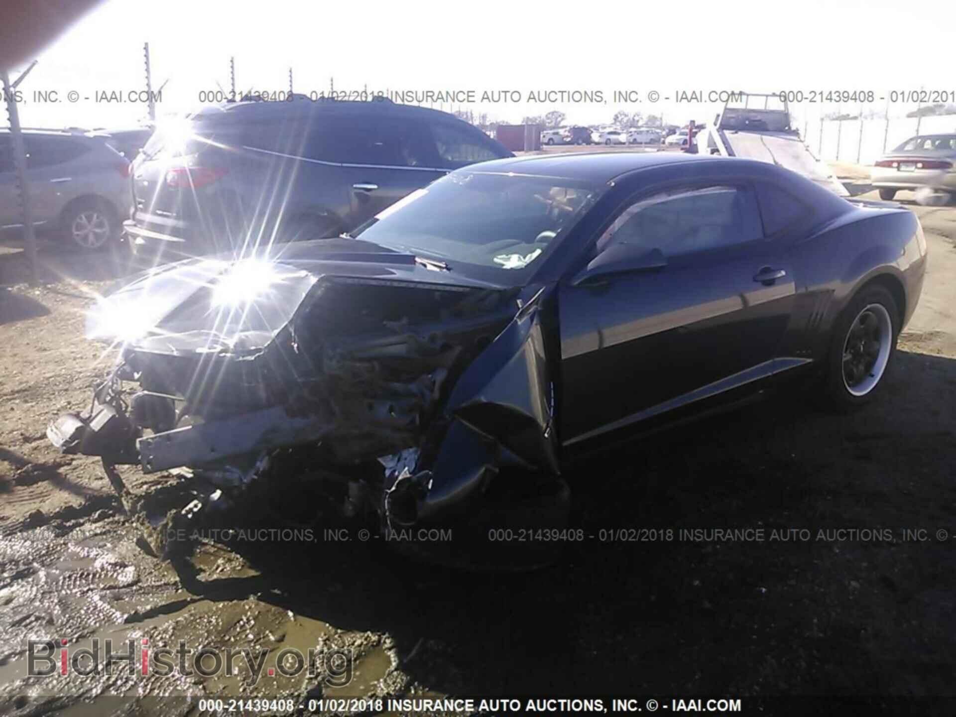 2013 Chevrolet Camaro - VIN: 2G1FA1E30D9142241 - Фото 2