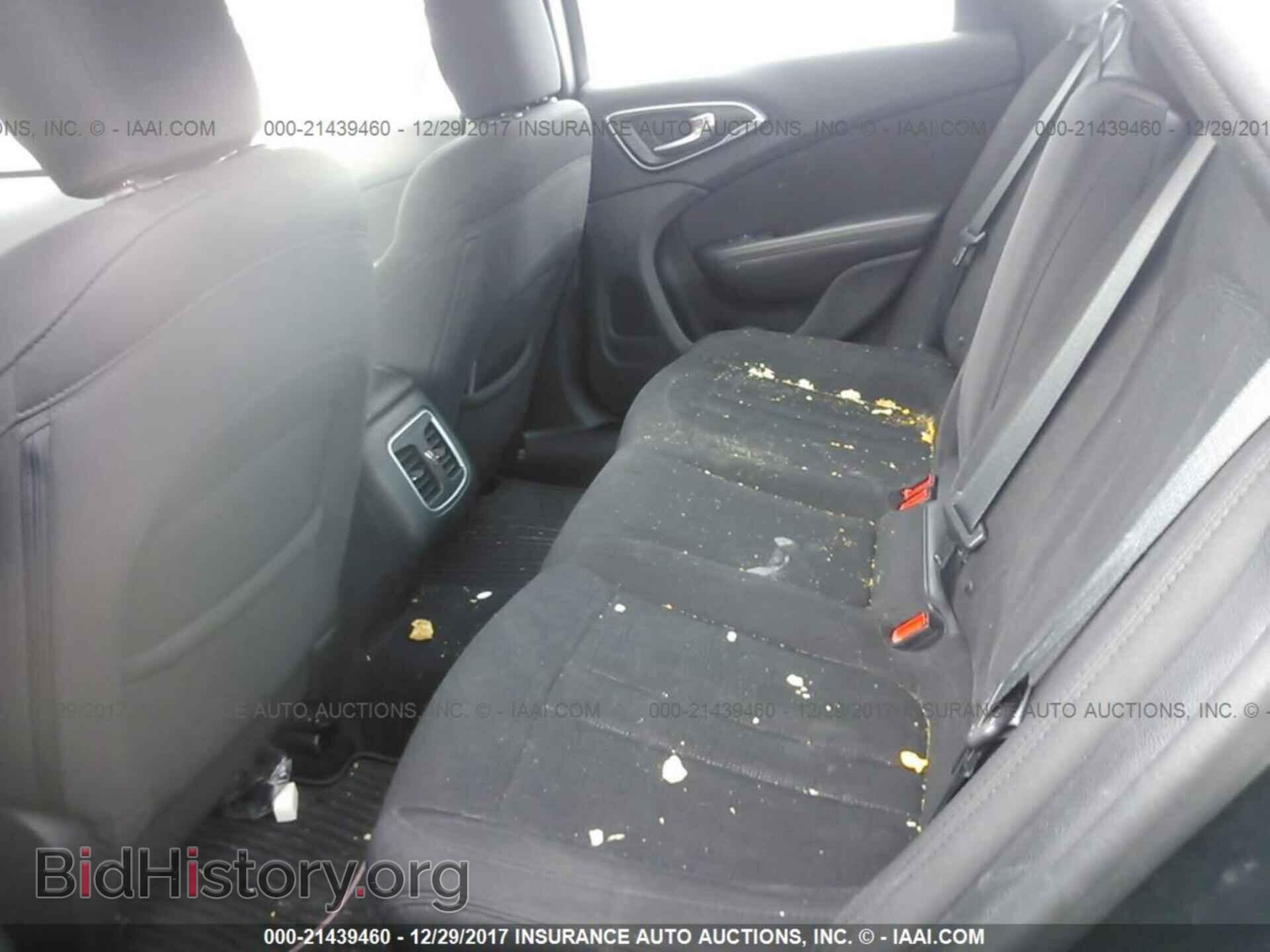 2015 Chrysler 200 - VIN: 1C3CCCAB7FN683191 - Фото 8