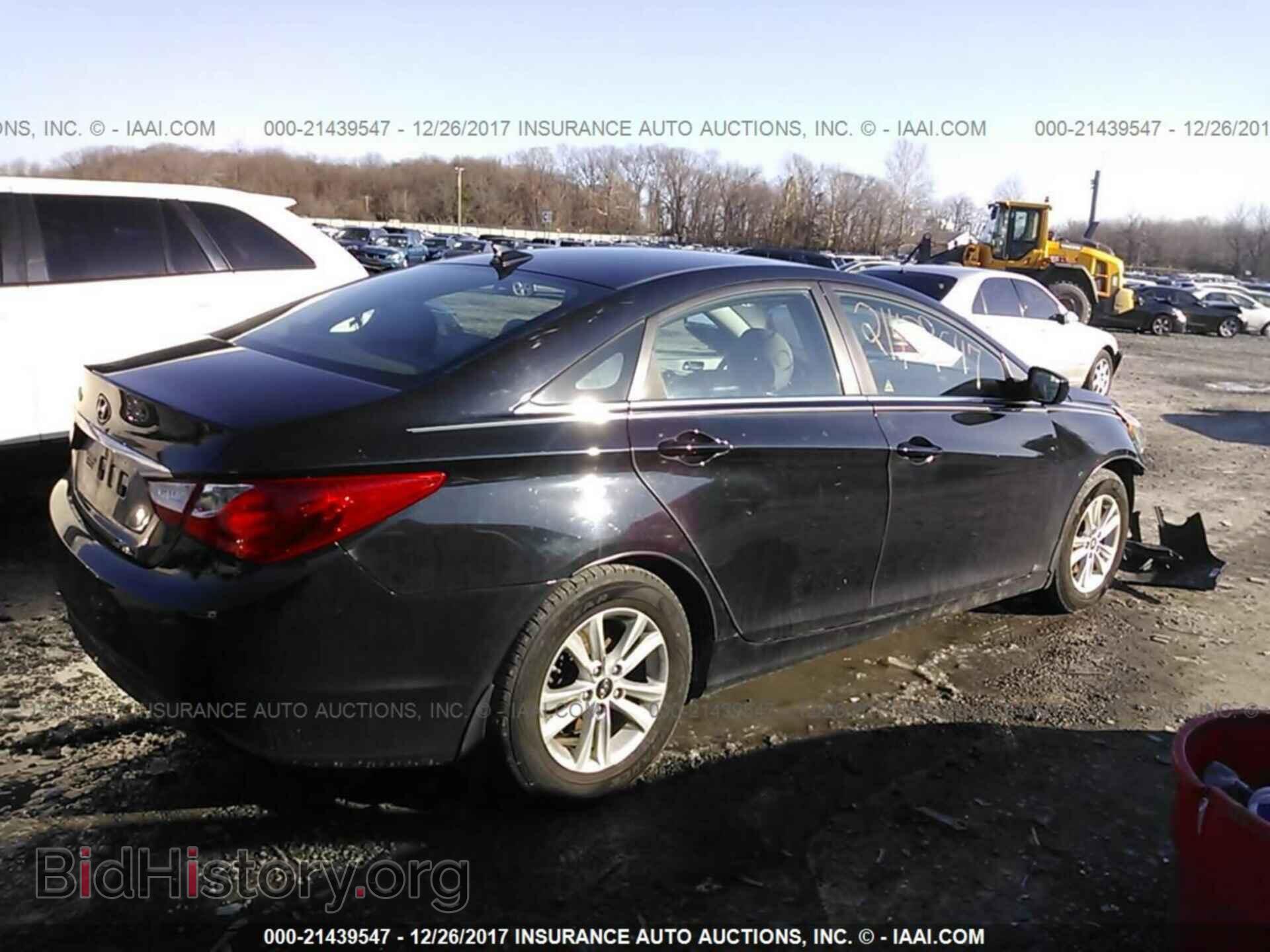 2012 Hyundai Sonata - VIN: 5NPEB4AC5CH482925 - Фото 4