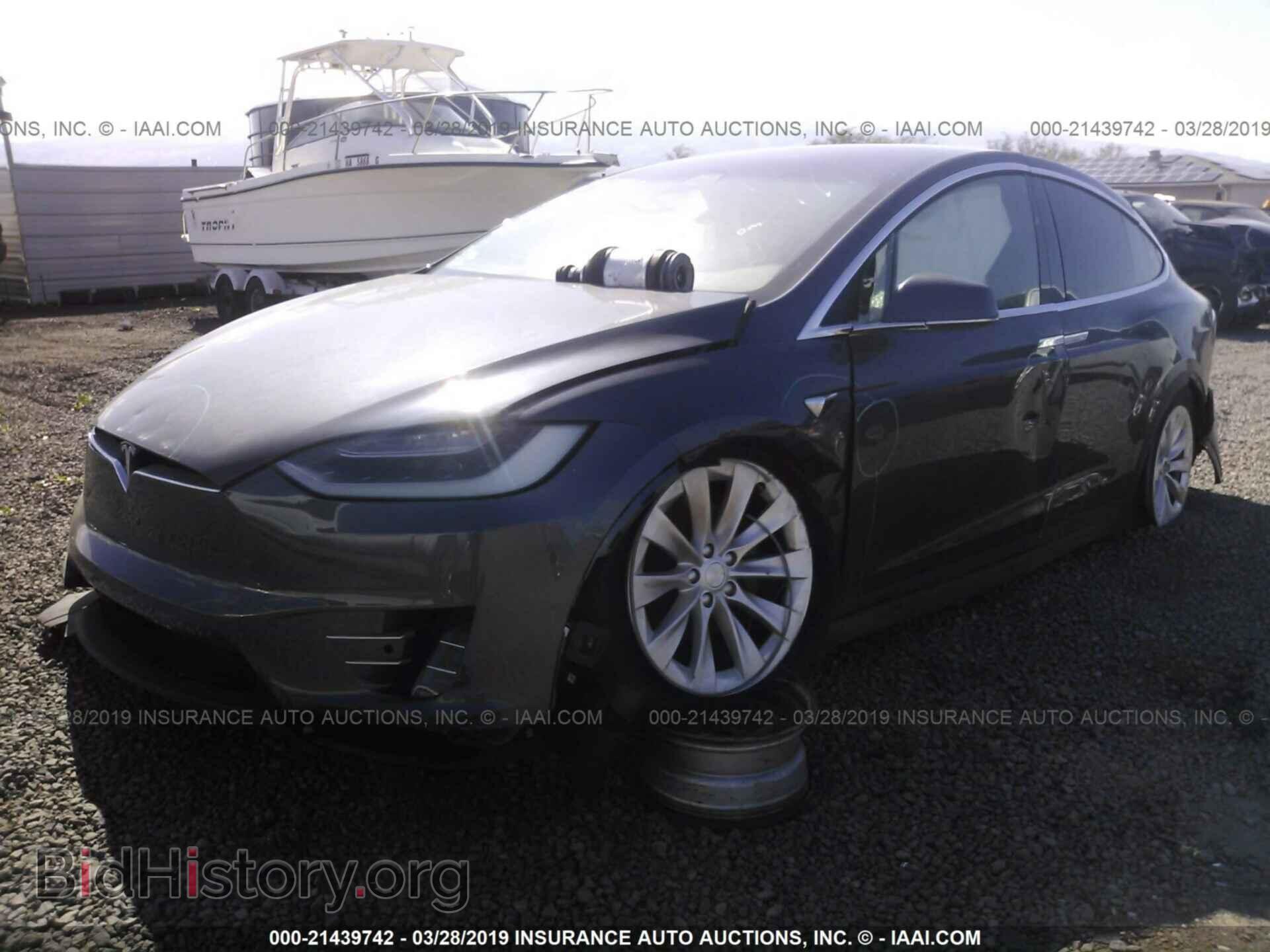 2017 TESLA MODEL X - VIN: 5YJXCBE22HF046132 - Photo 2